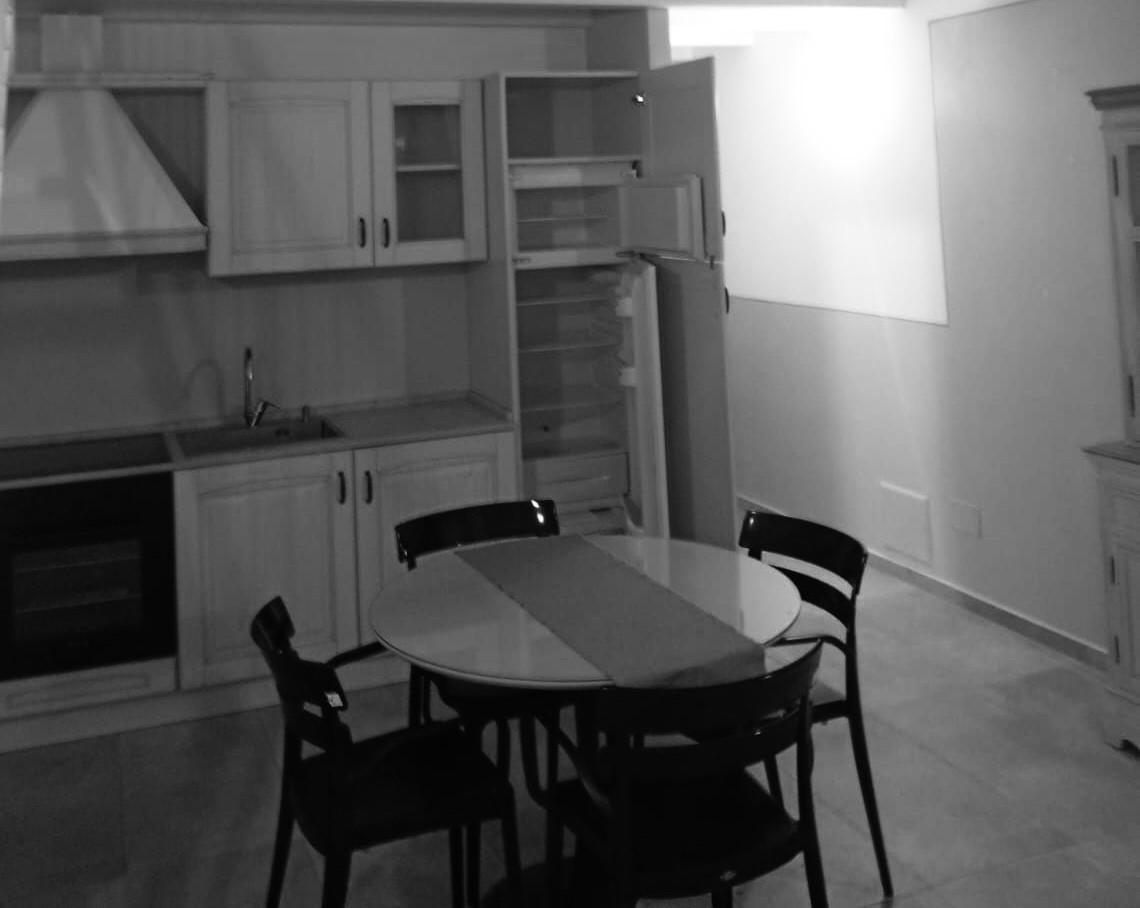 Loft arredato in affitto a Sarzana
