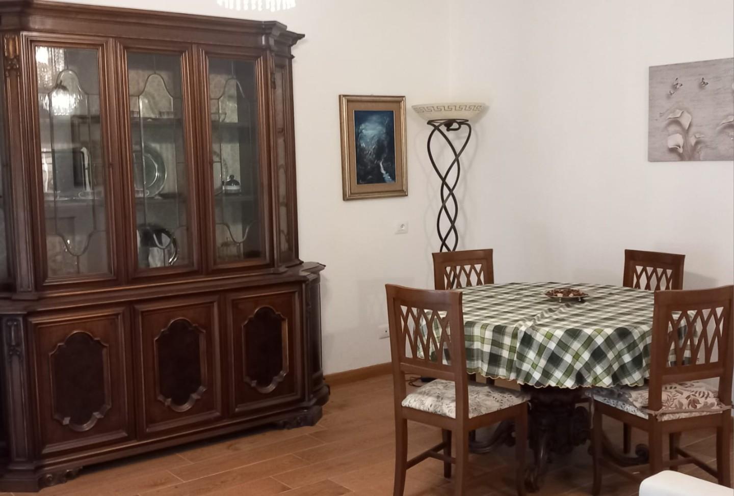Casa indipendente arredata in affitto a Lerici