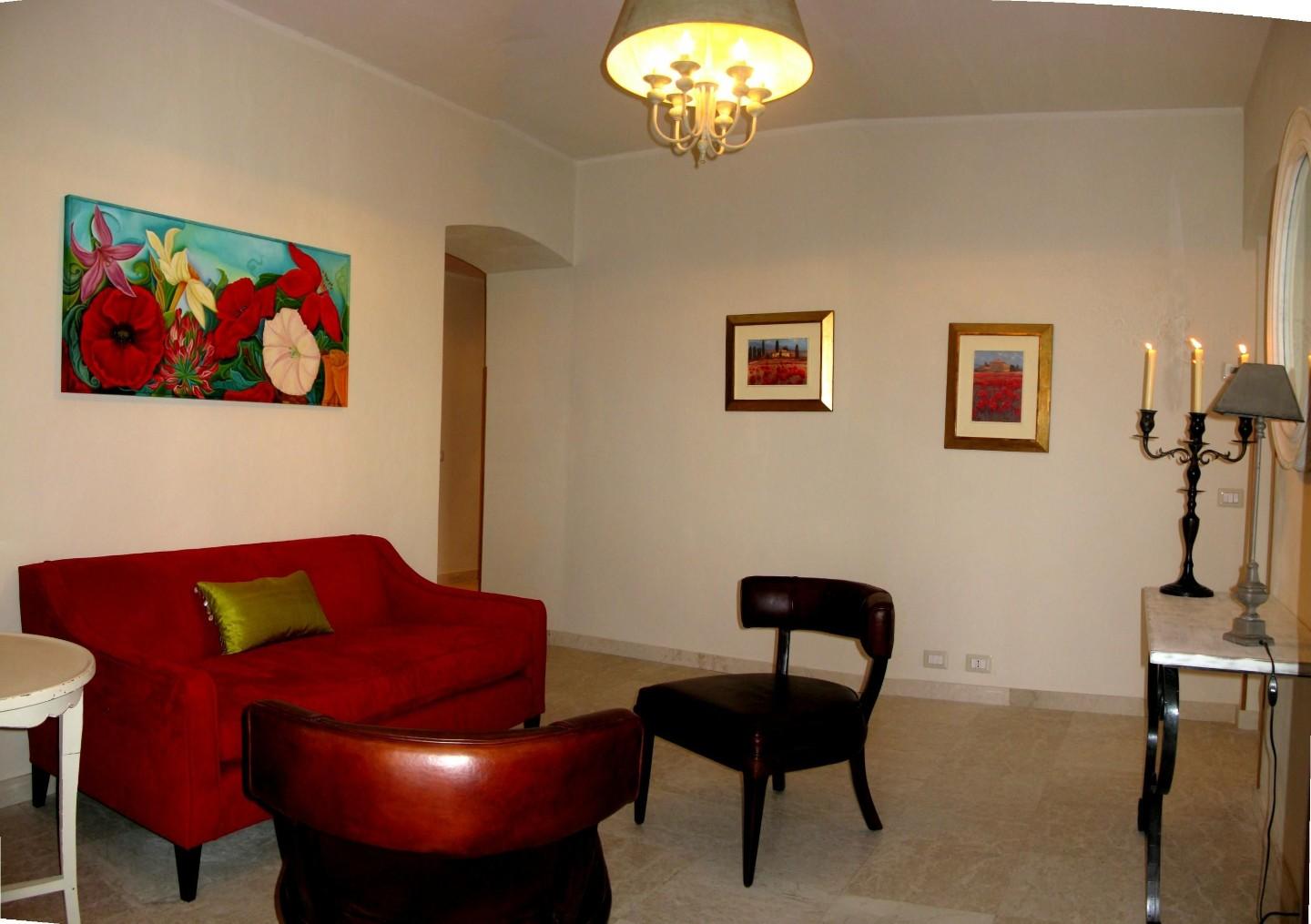 Trilocale arredato in affitto a Fosdinovo