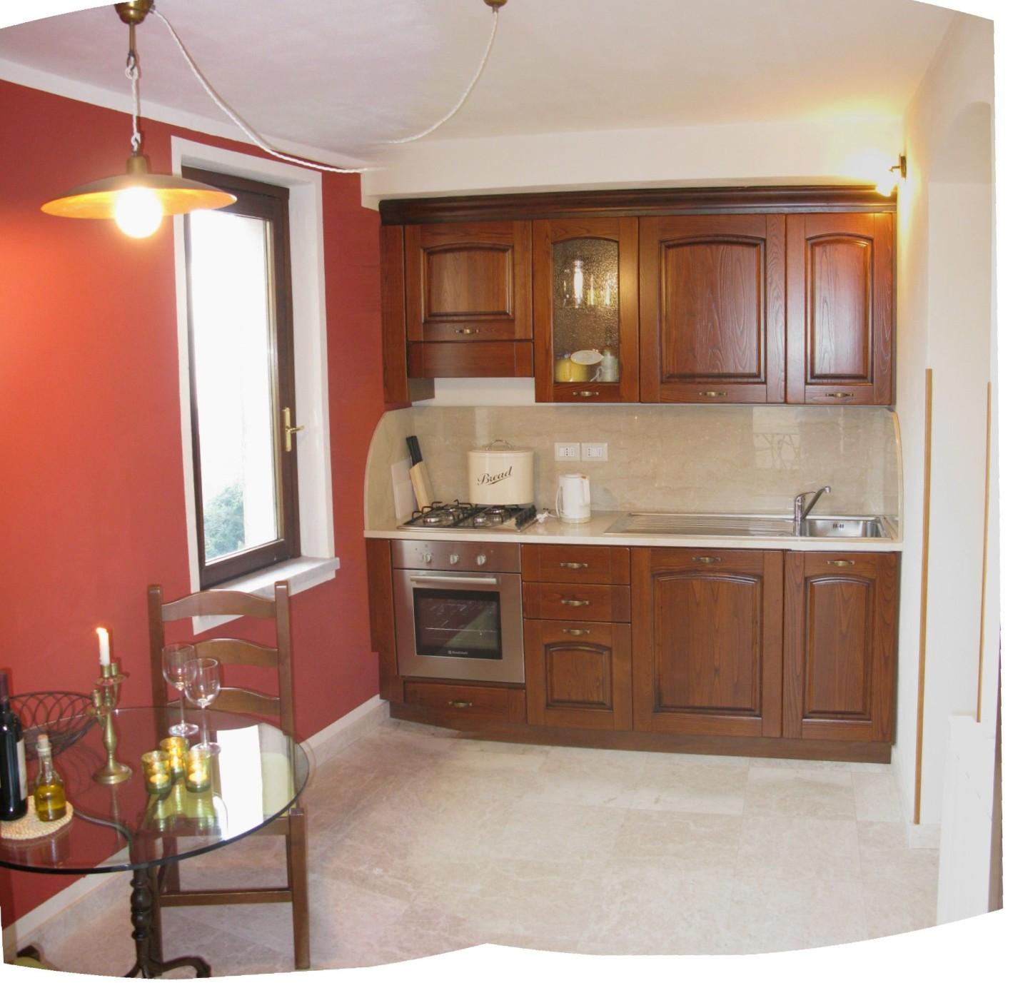 Trilocale arredato in affitto a Fosdinovo