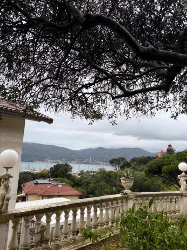 Casa indipendente arredata in affitto a La Spezia