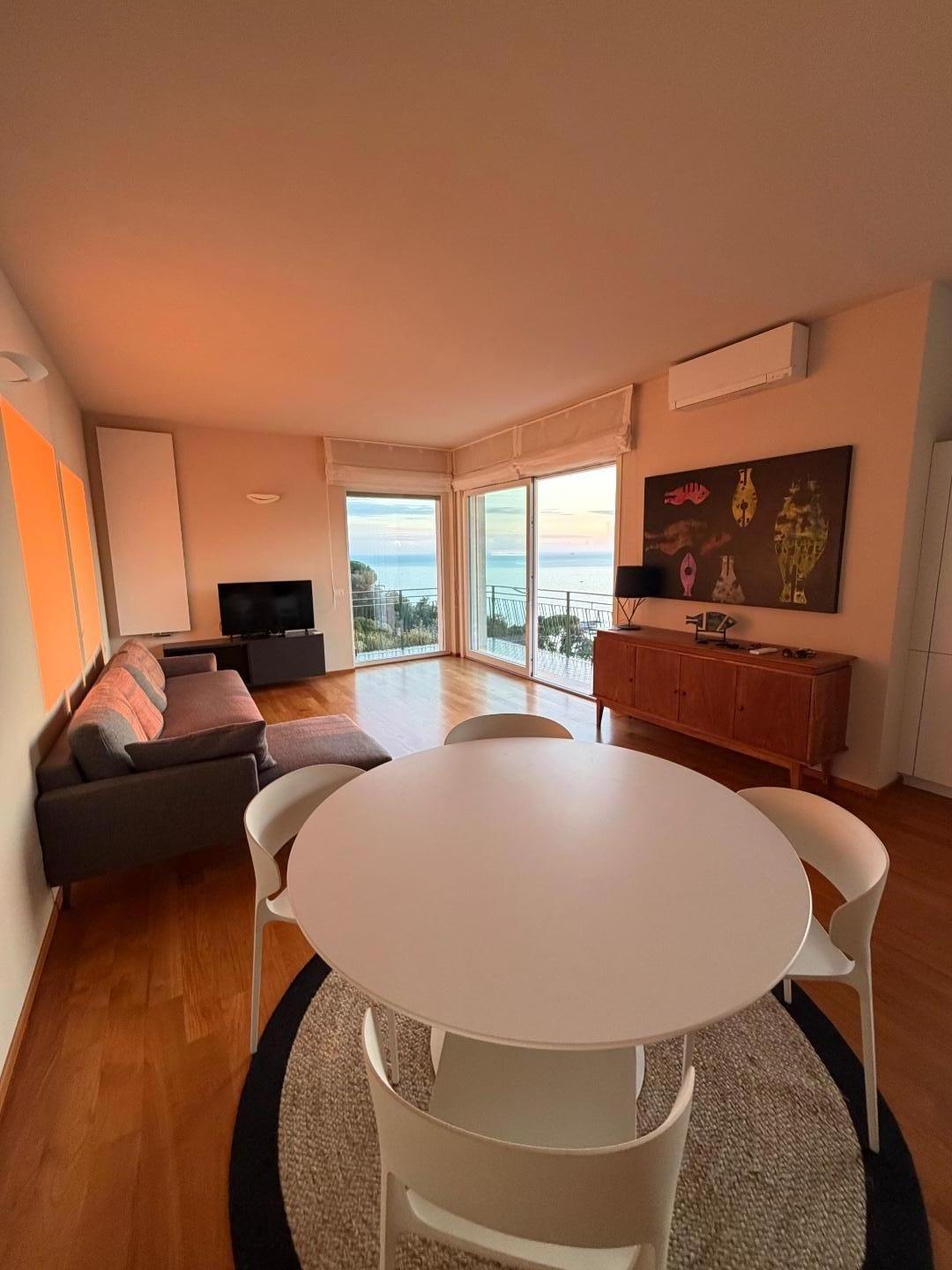 Quadrilocale arredato in affitto, Lerici fiascherino