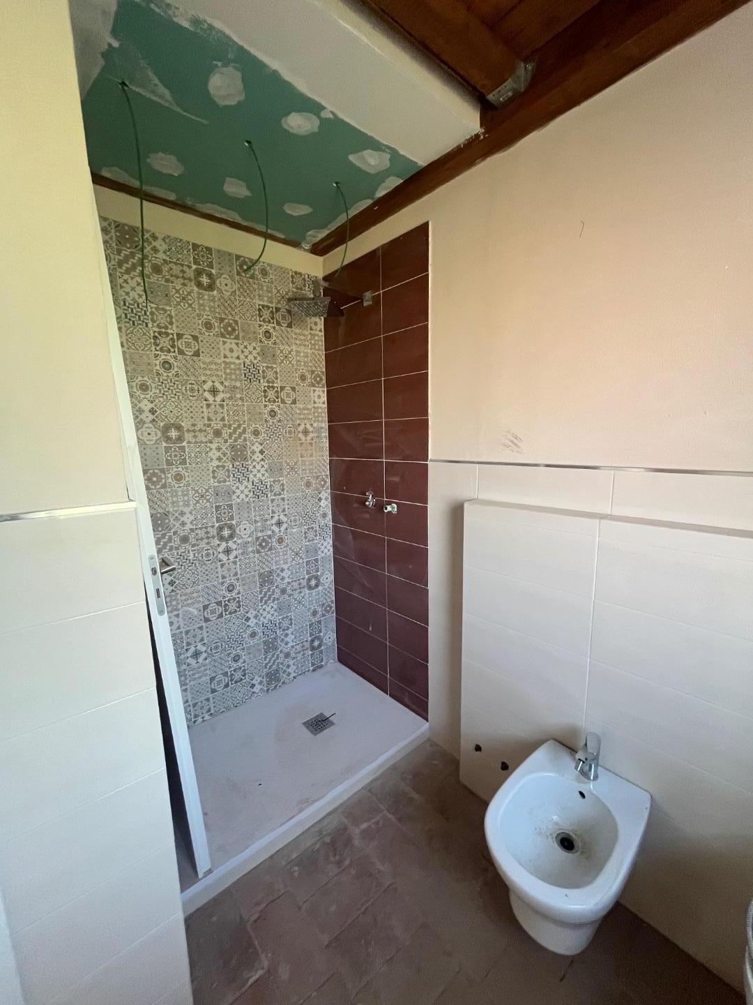 Casa indipendente con giardino a Sarzana