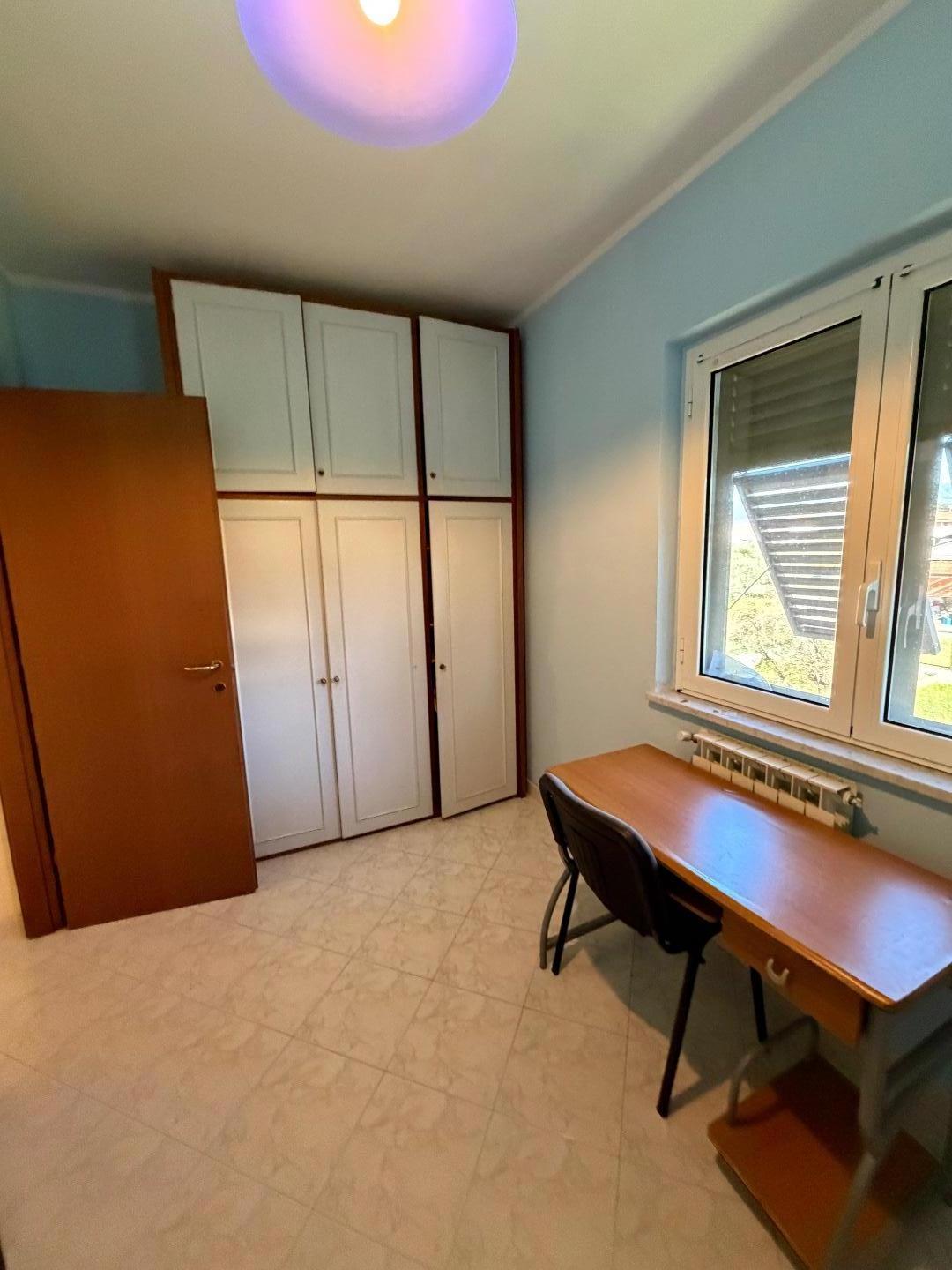 Villa Bifamiliare arredata in affitto a Sarzana