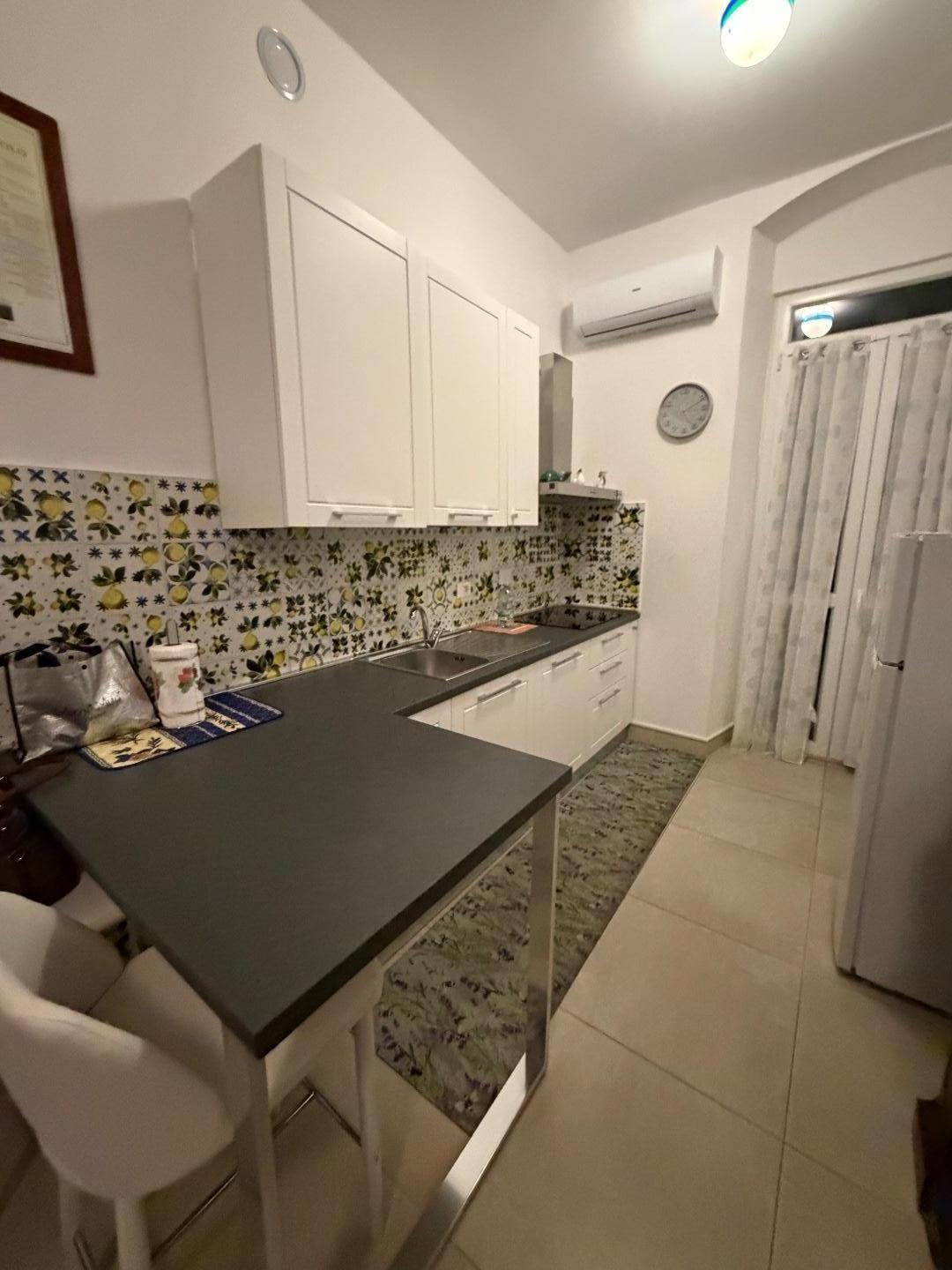 Bilocale arredato in affitto a La Spezia