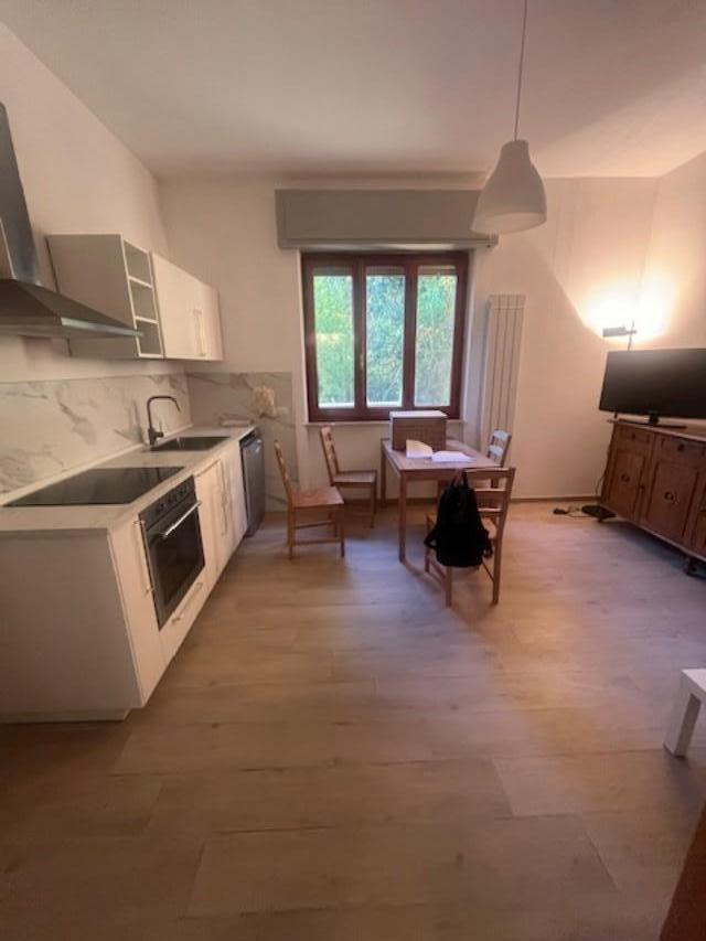 Villa Bifamiliare arredata in affitto a Fosdinovo