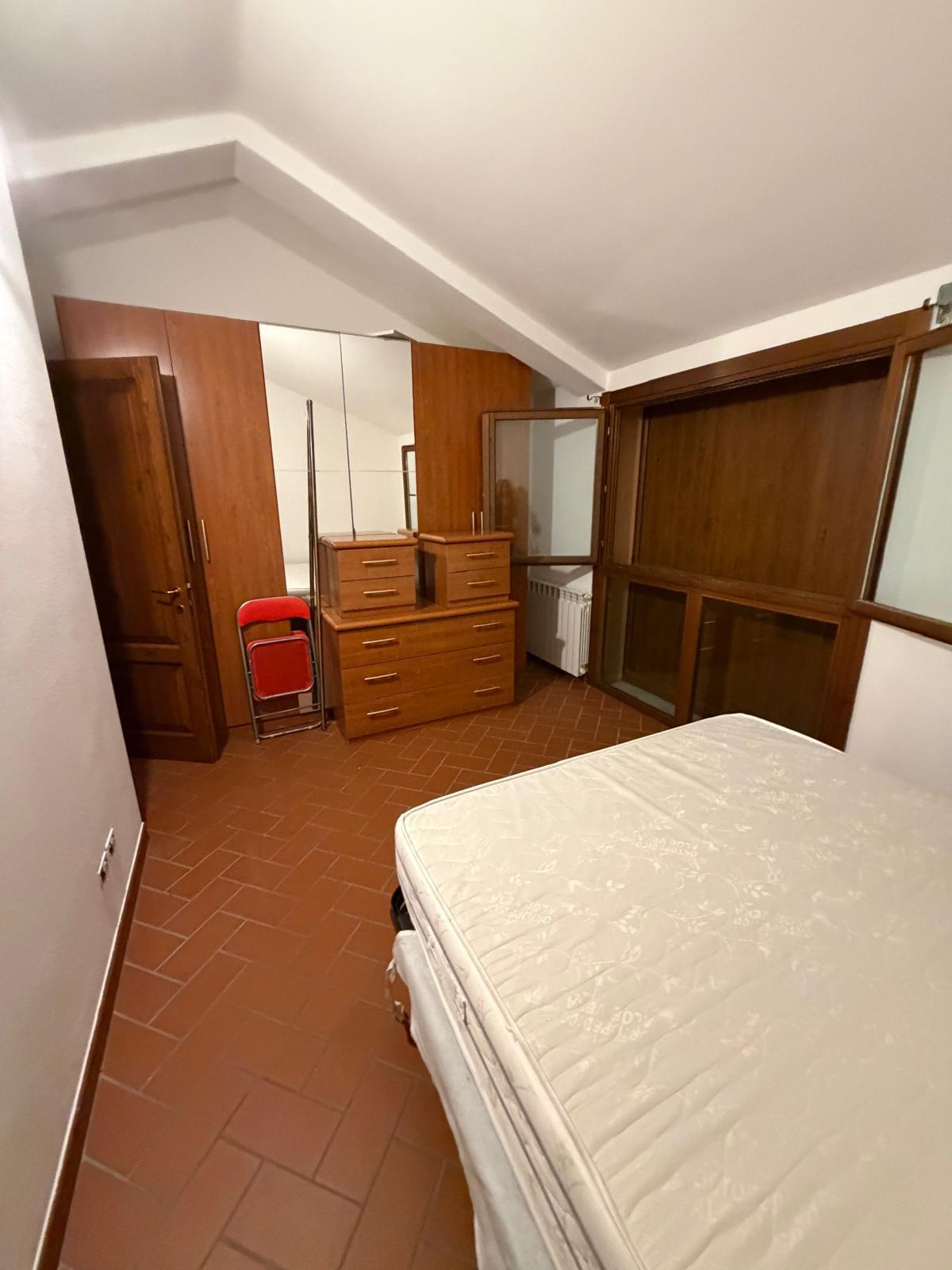 Casa indipendente arredata in affitto a Sarzana