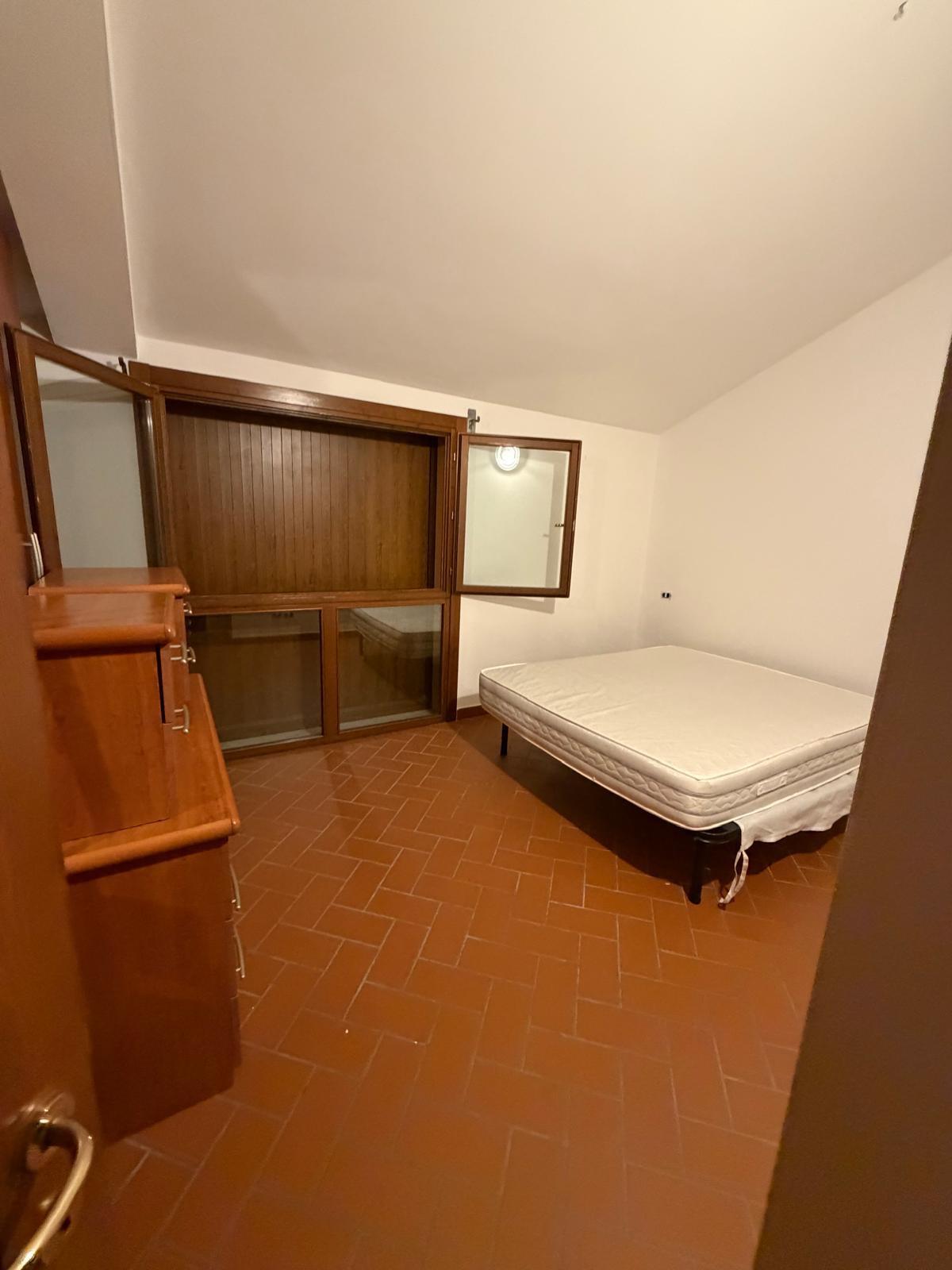 Casa indipendente arredata in affitto a Sarzana