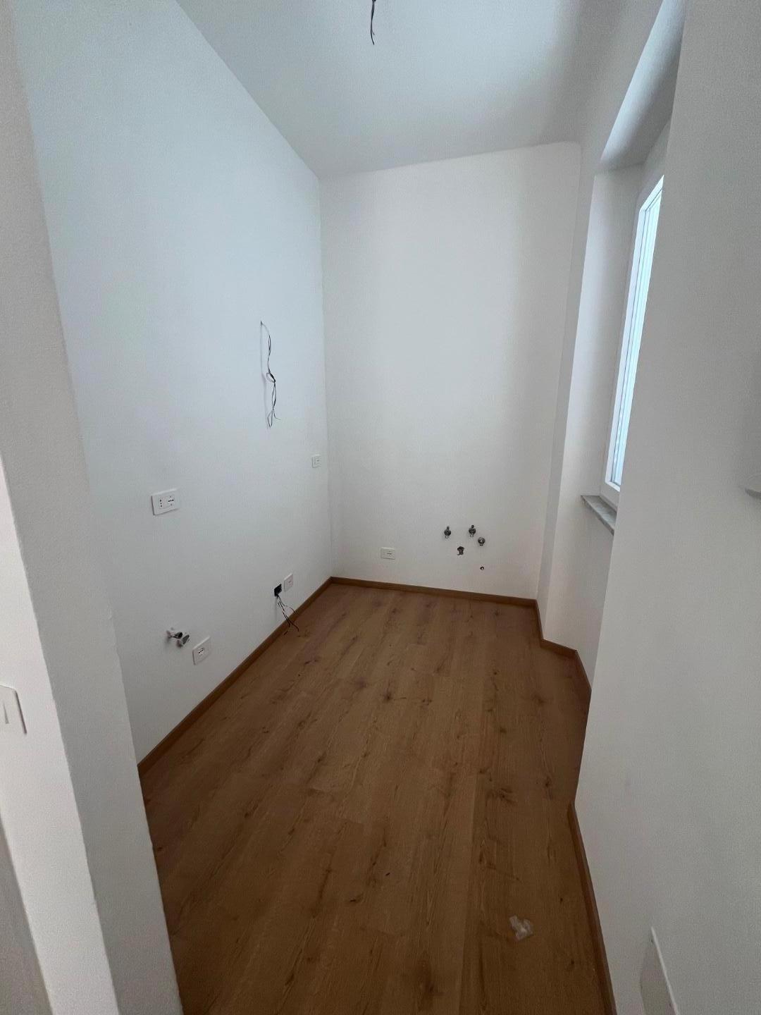 Quadrilocale con giardino a Sarzana