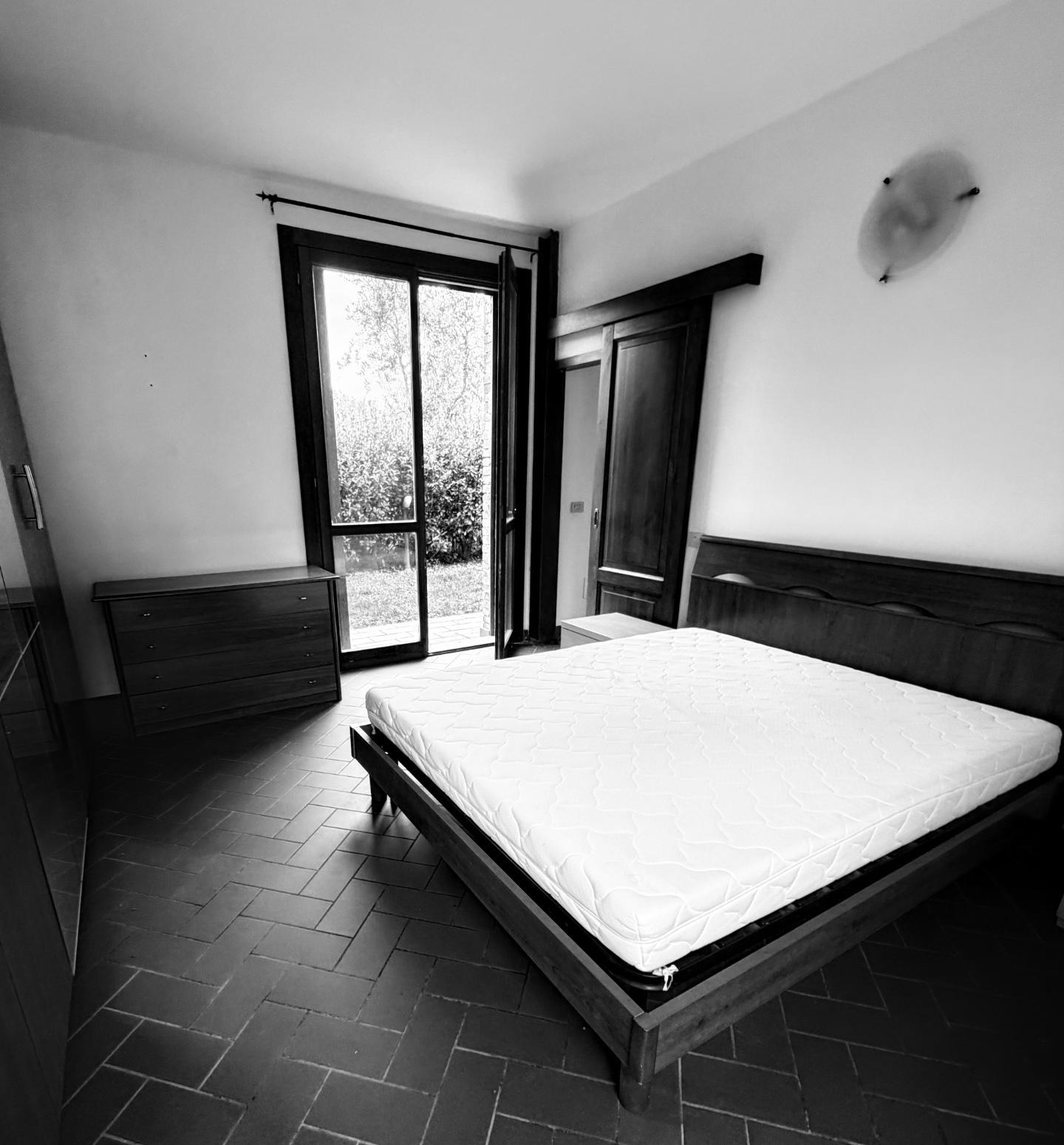 Trilocale arredato in affitto a Sarzana