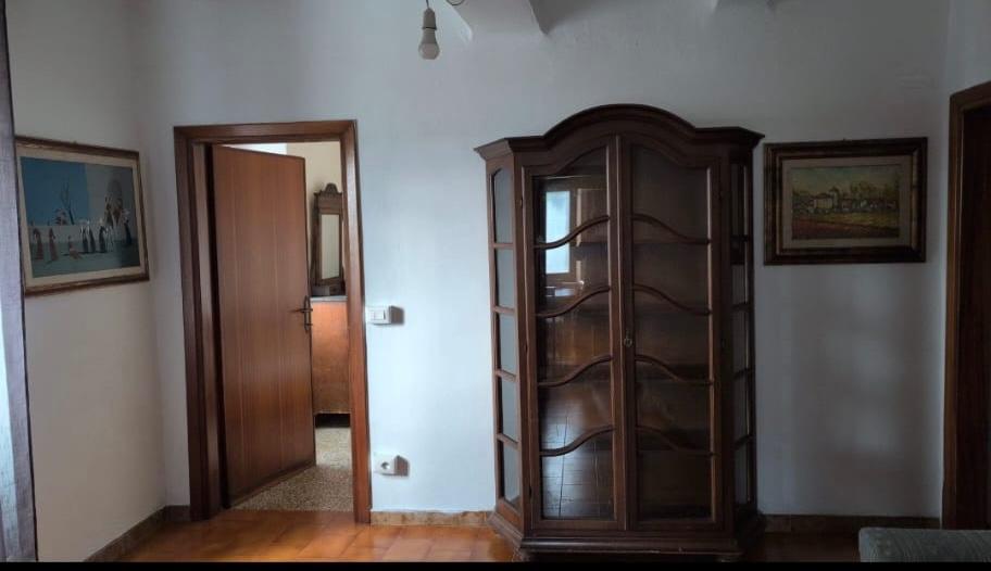 Bilocale arredato in affitto, Ortonovo casano