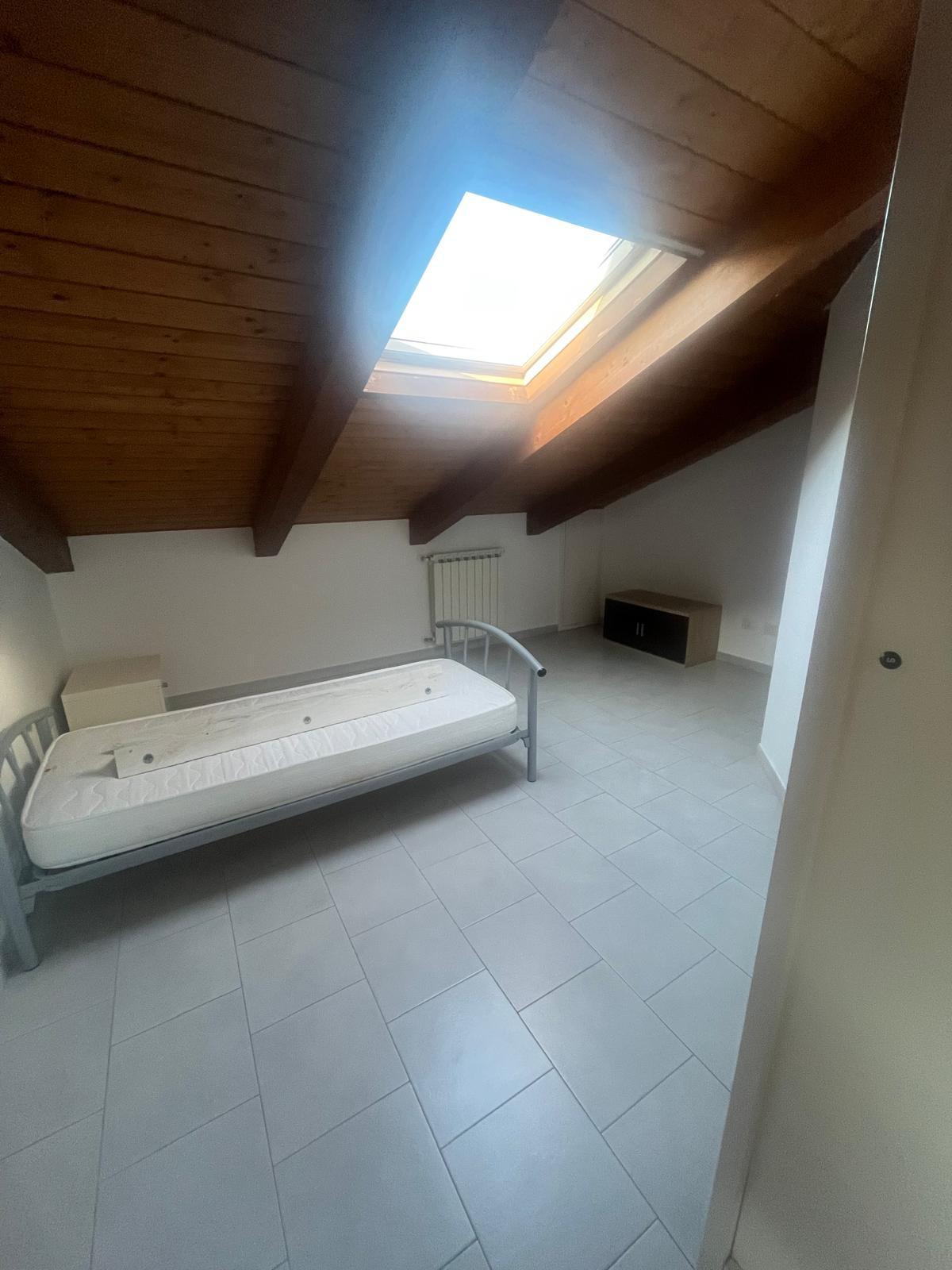 Quadrilocale arredato in affitto a Sarzana