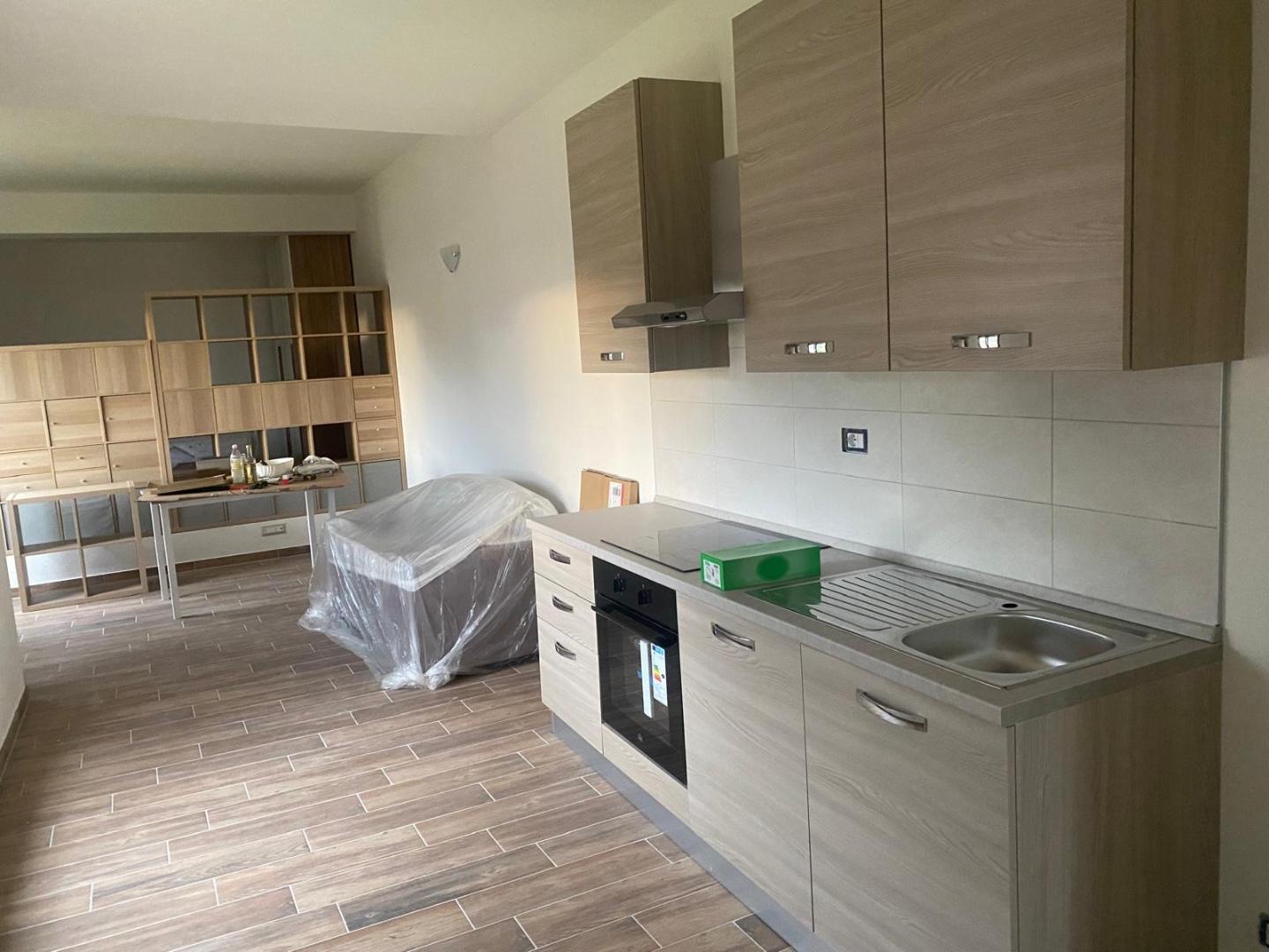 Trilocale arredato in affitto a Ameglia