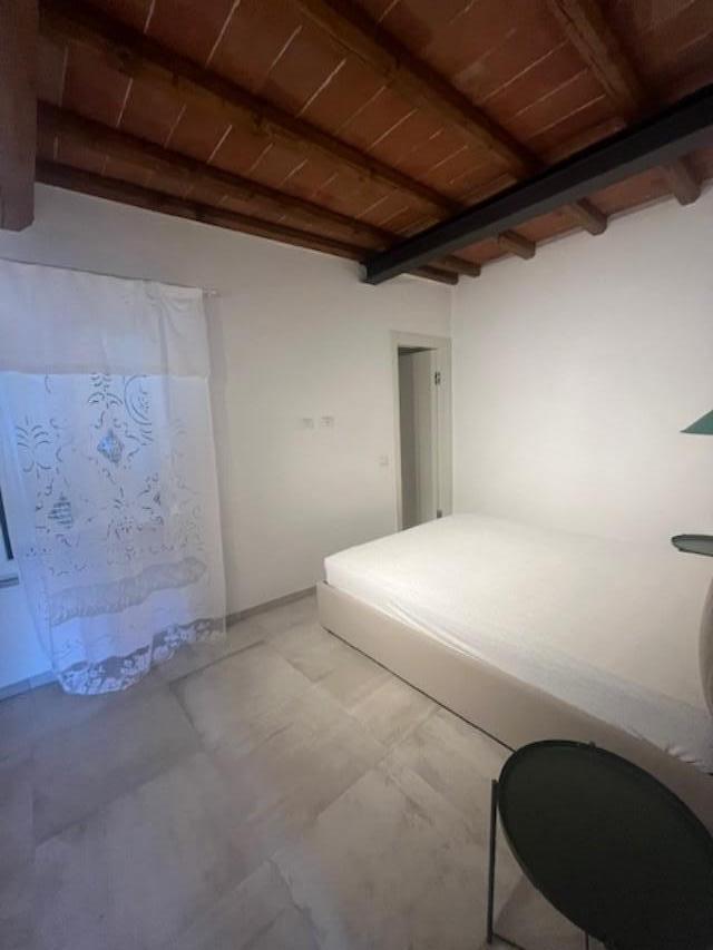 Casa indipendente arredata in affitto, Fosdinovo caniparola