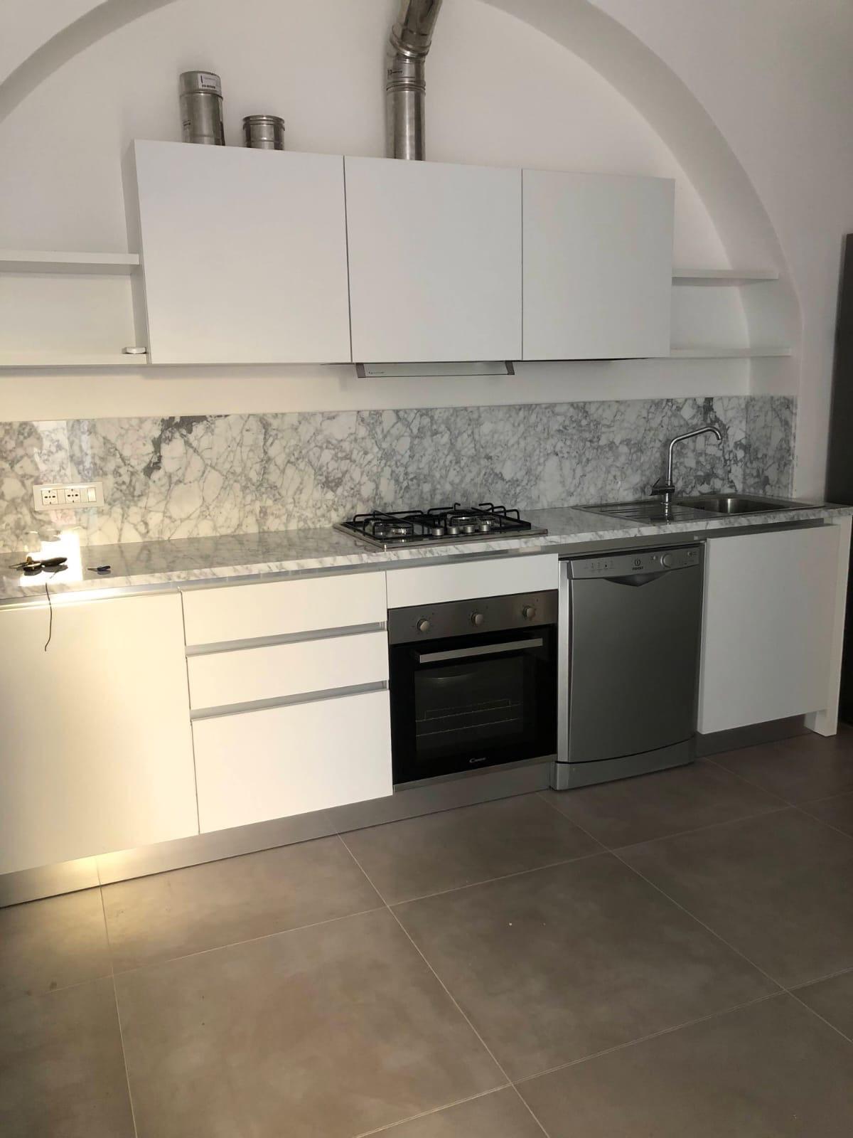 Quadrilocale in affitto, Carrara marina di