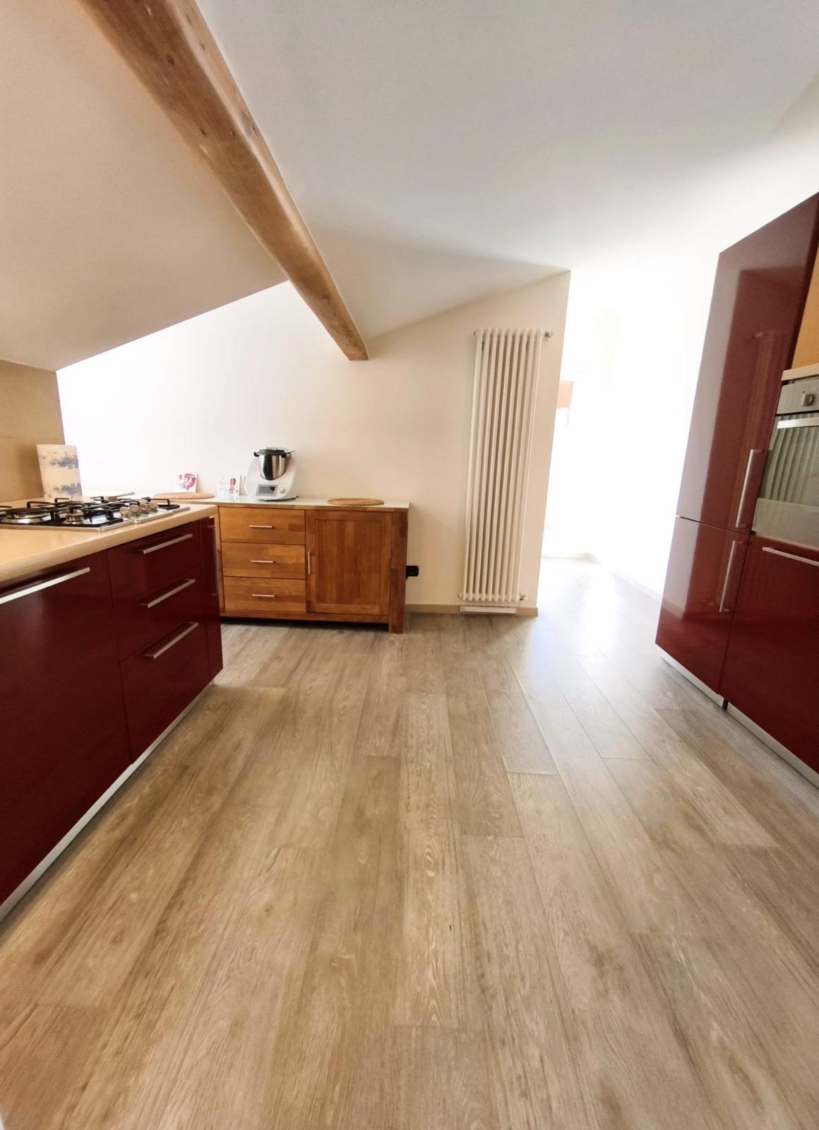 Attico arredato in affitto a La Spezia