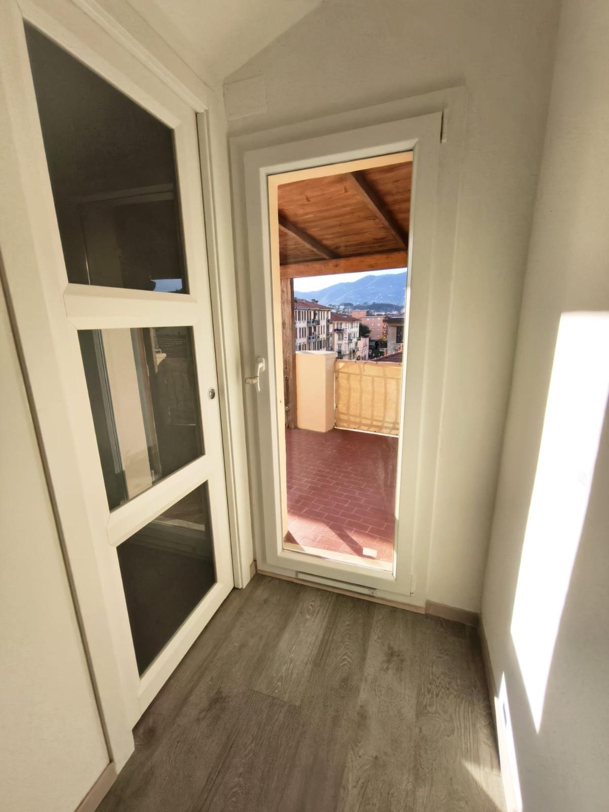 Attico arredato in affitto a La Spezia