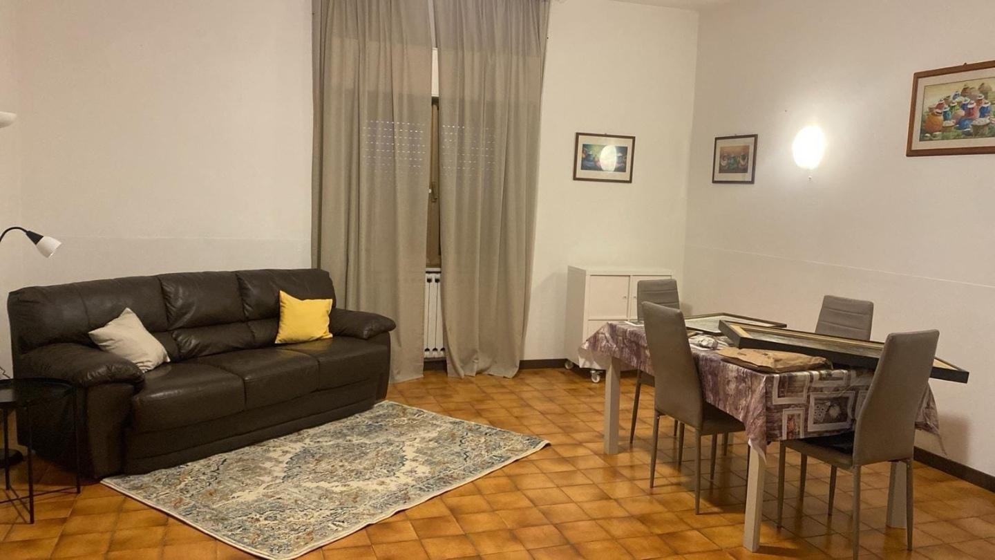 Casa indipendente arredata in affitto a Ameglia