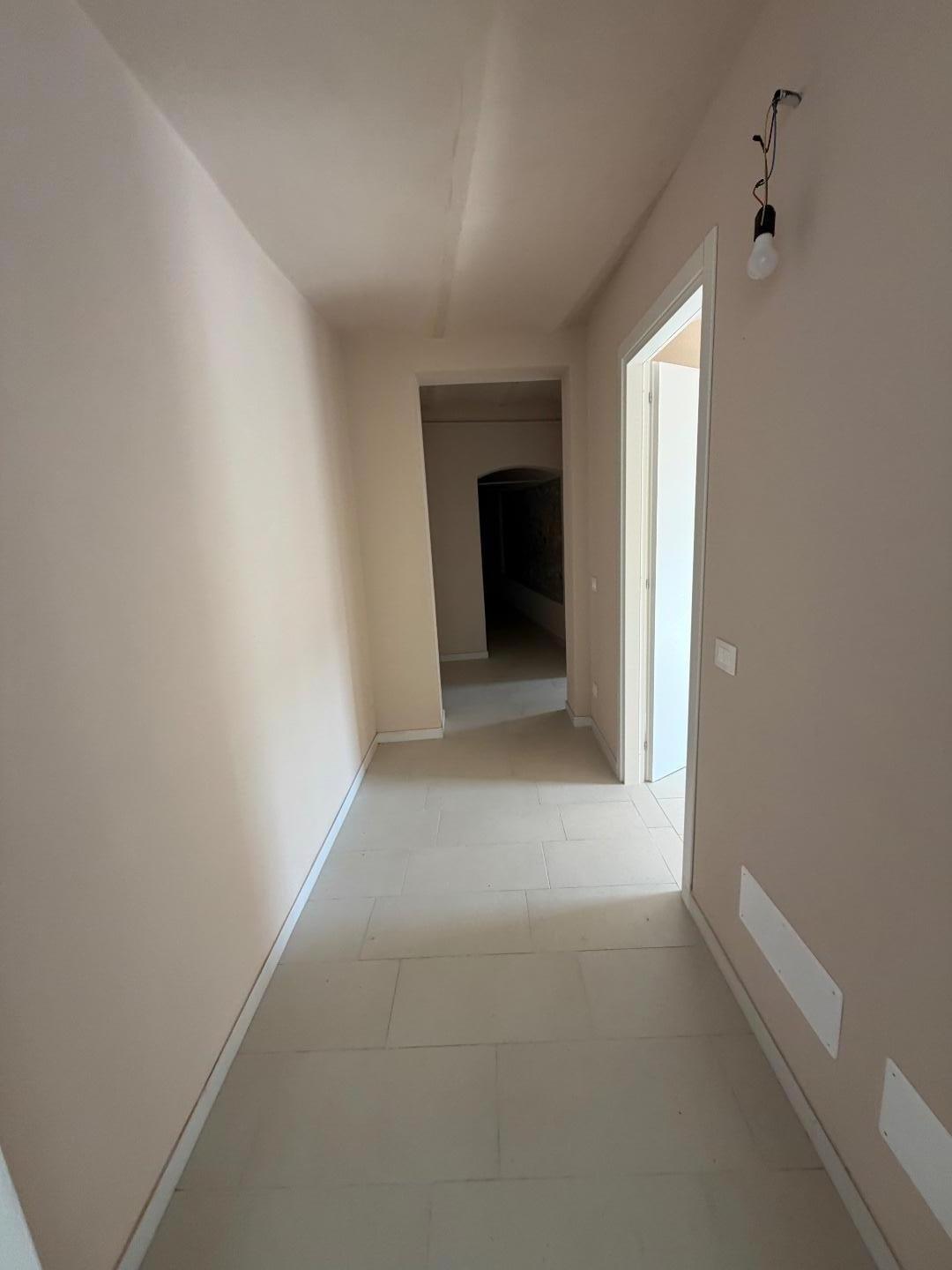 Casa indipendente con giardino a Sarzana