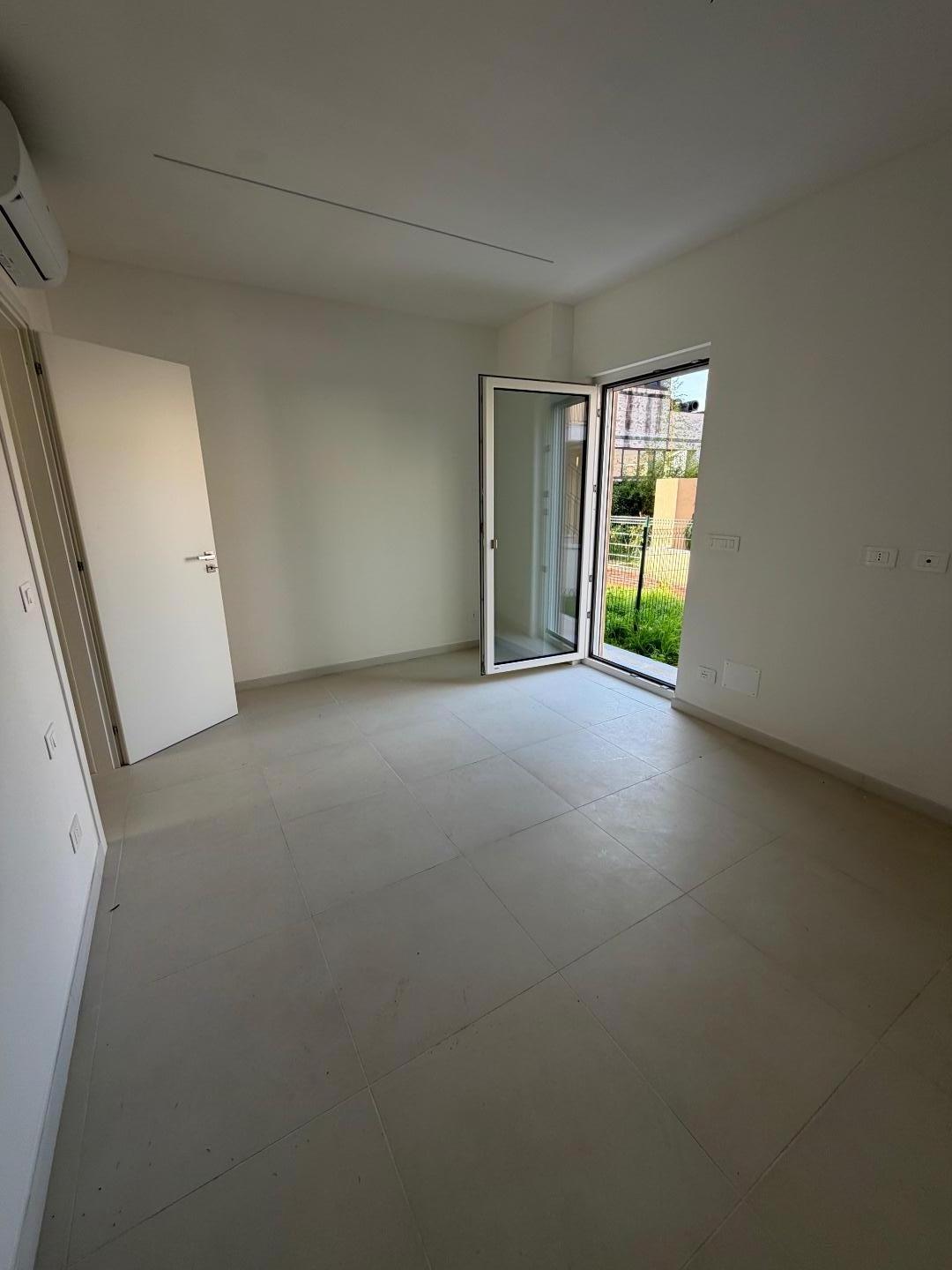 Trilocale con giardino a Sarzana