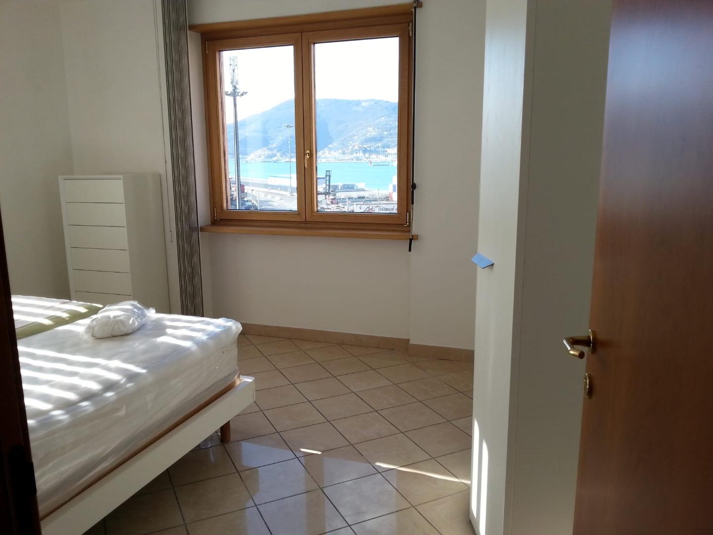 Quadrilocale arredato in affitto a La Spezia