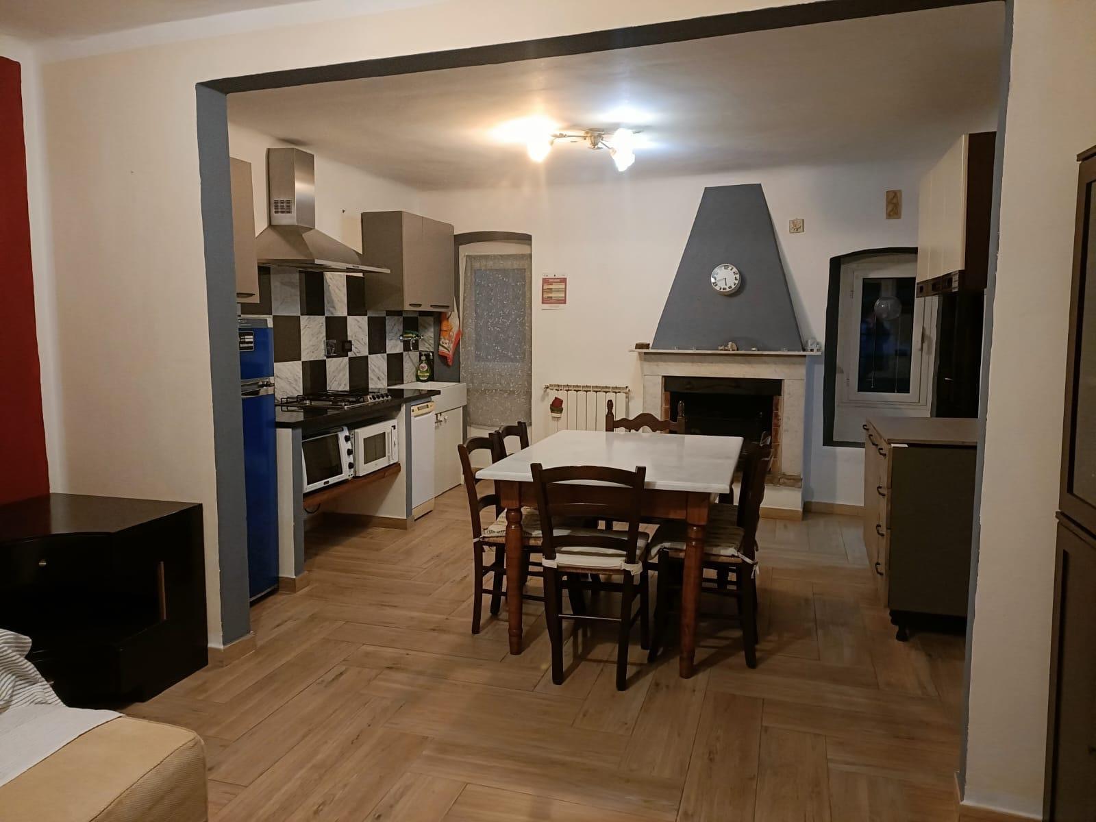 Appartamento arredato in affitto, Castelnuovo Magra molicciara