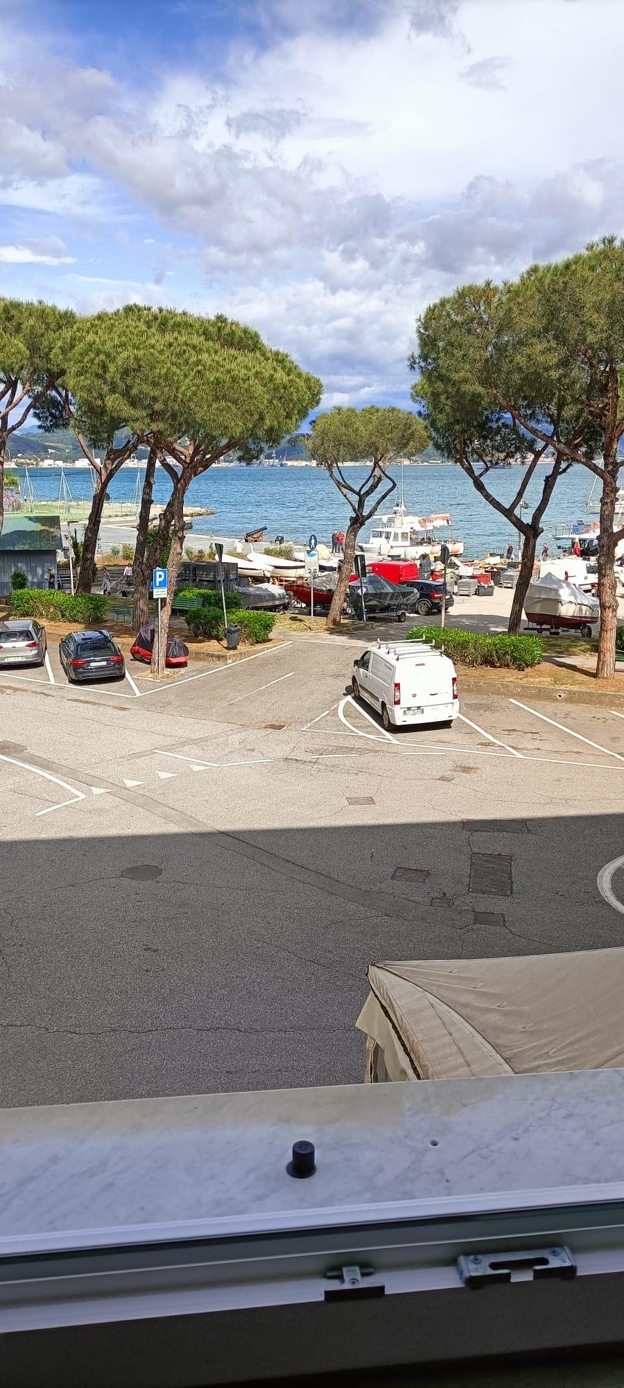 Bilocale arredato in affitto, La Spezia cadimare