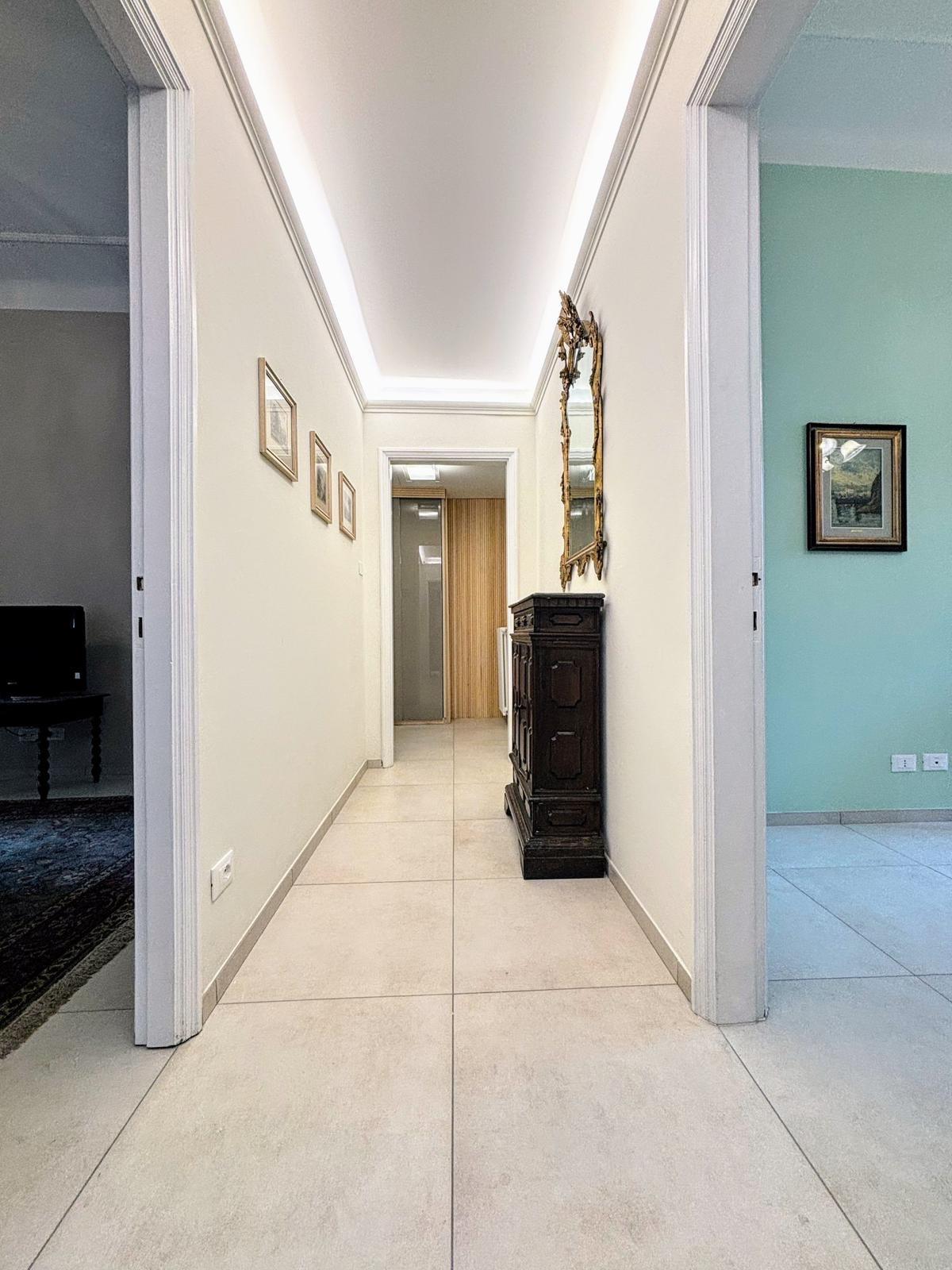 Quadrilocale arredato in affitto a Massa