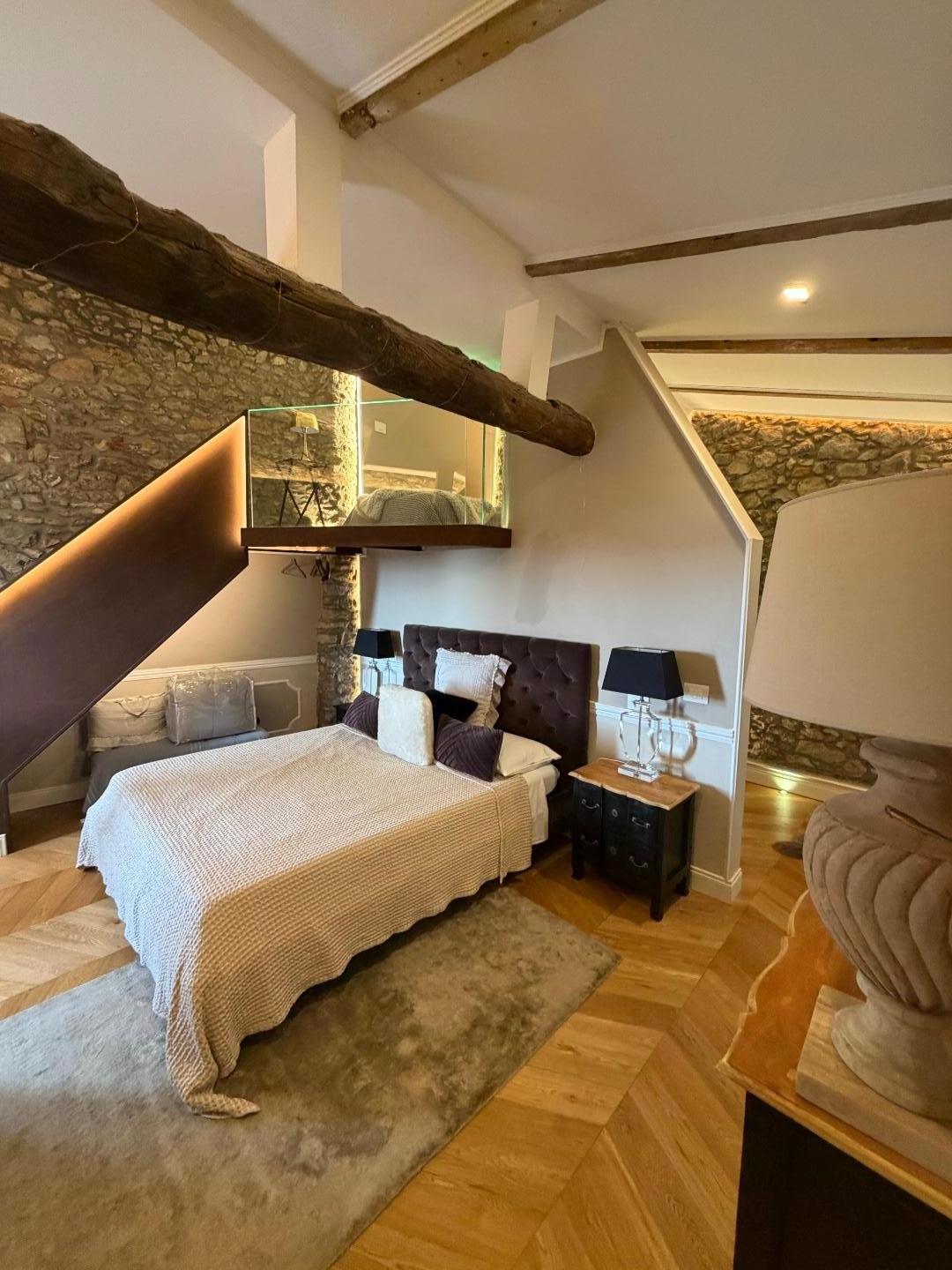 Casa indipendente in vendita a La Spezia