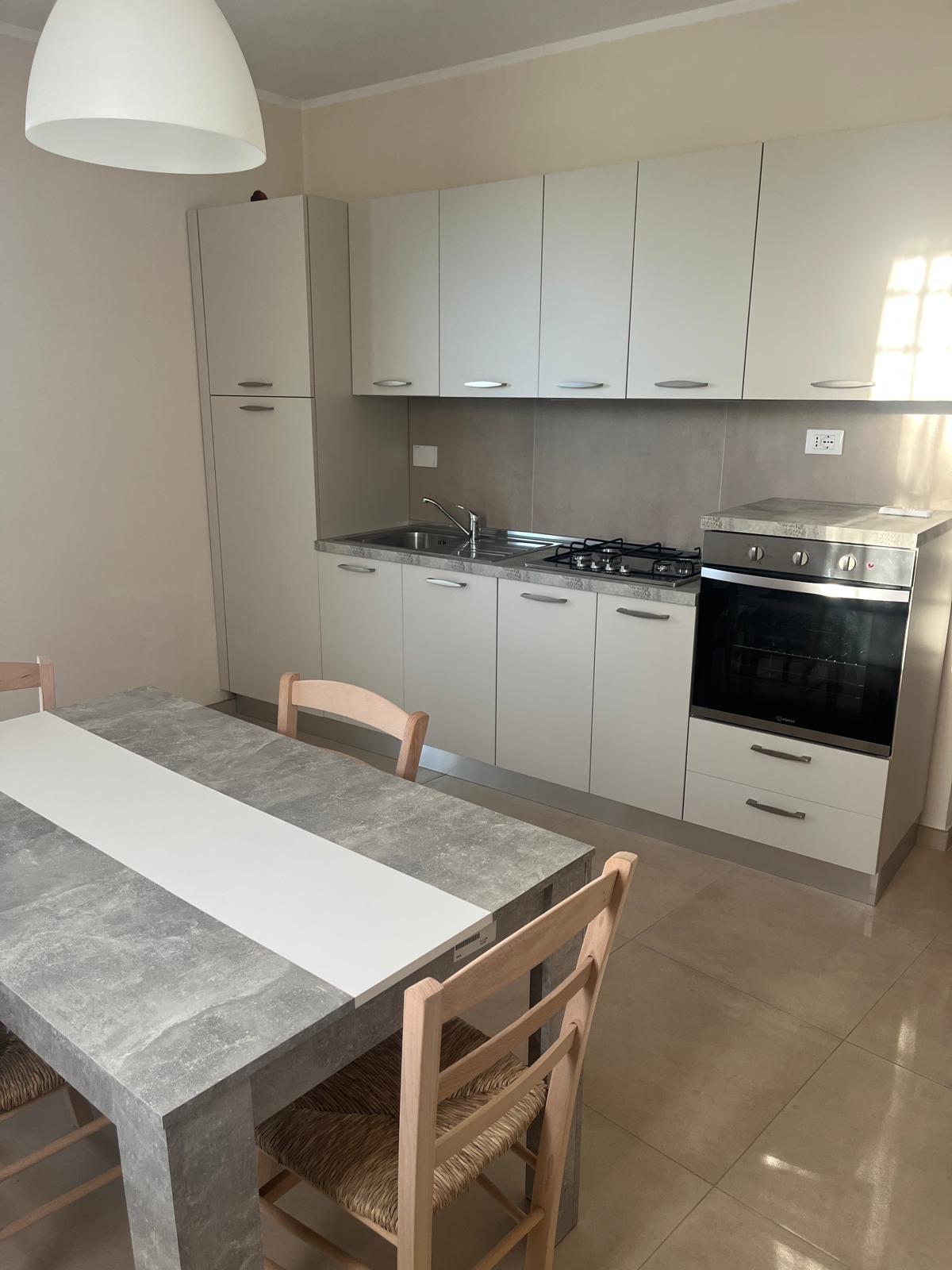 Quadrilocale arredato in affitto a Massa