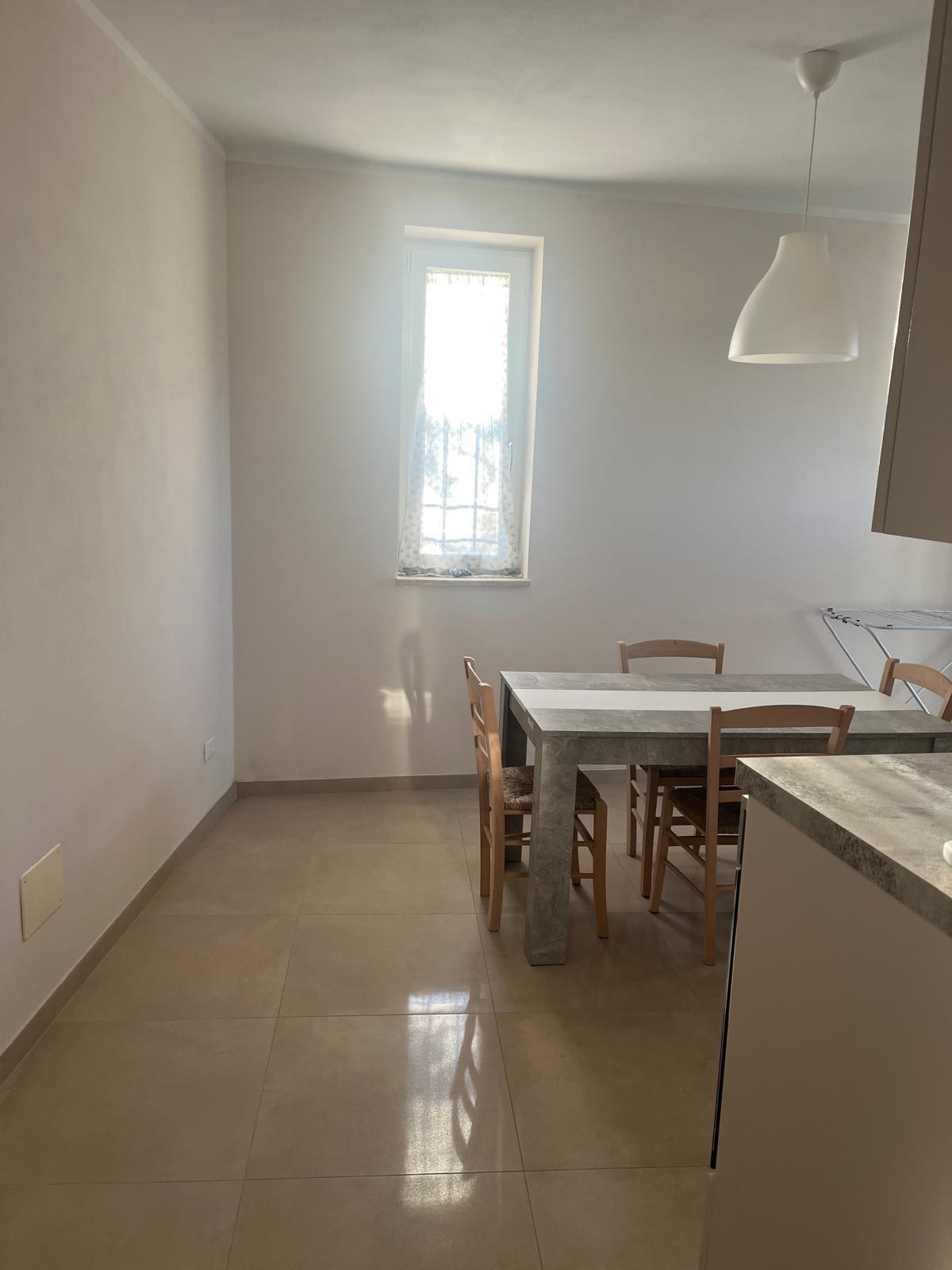 Quadrilocale arredato in affitto a Massa