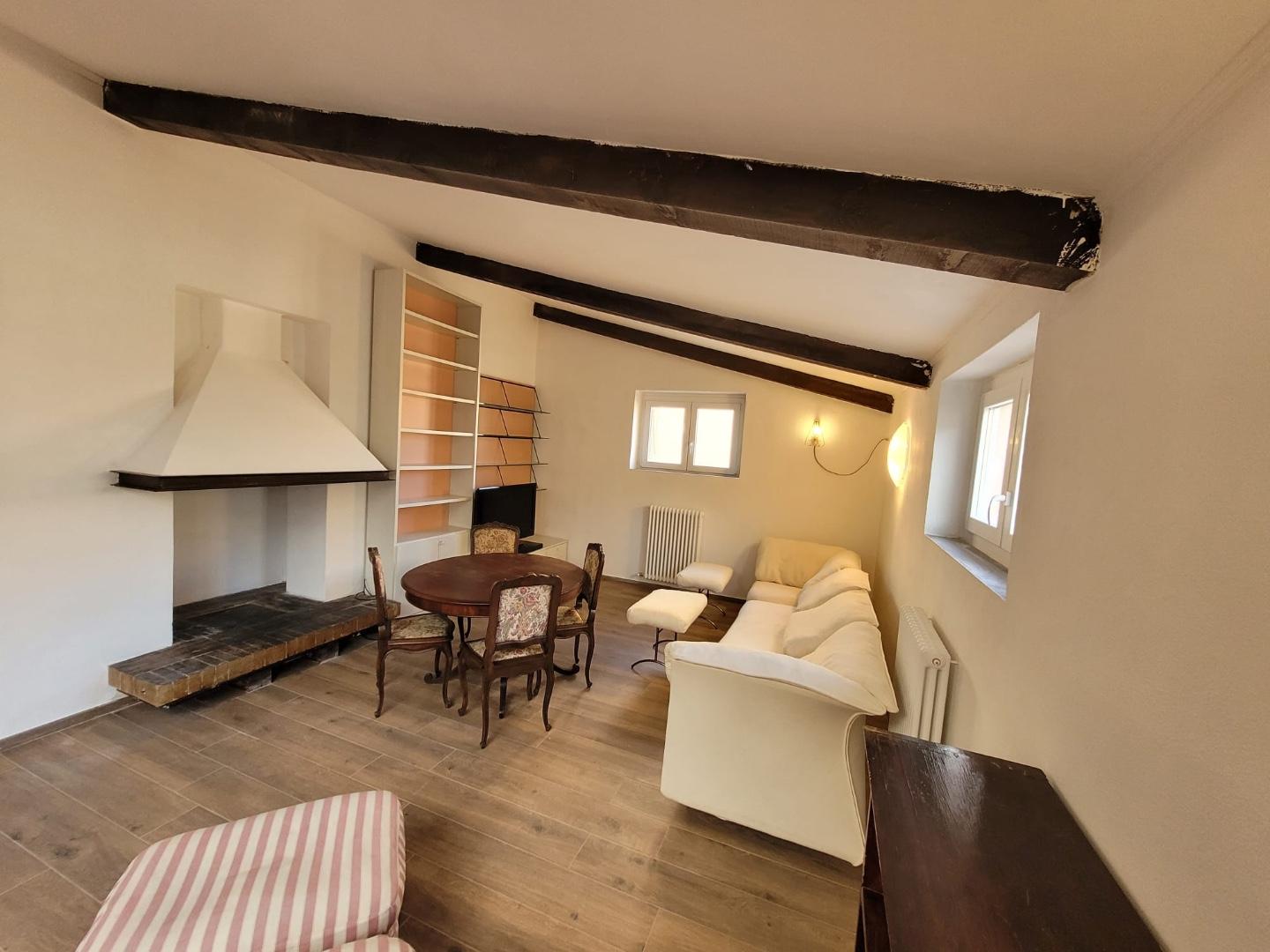 Attico arredato in affitto a La Spezia