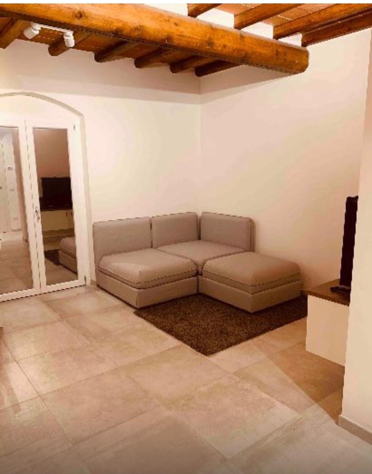 Bilocale arredato in affitto, Fosdinovo caniparola