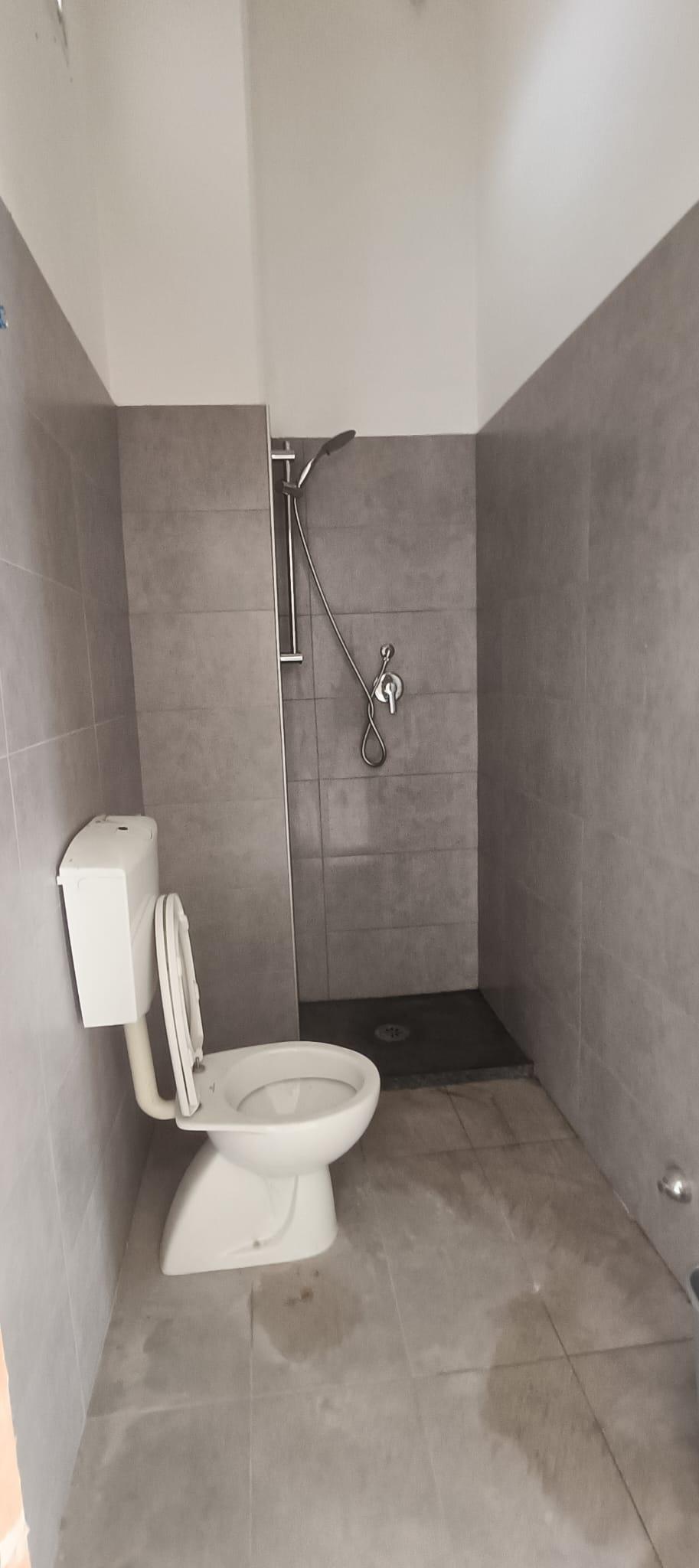 Capannone in affitto, Castelnuovo Magra molicciara