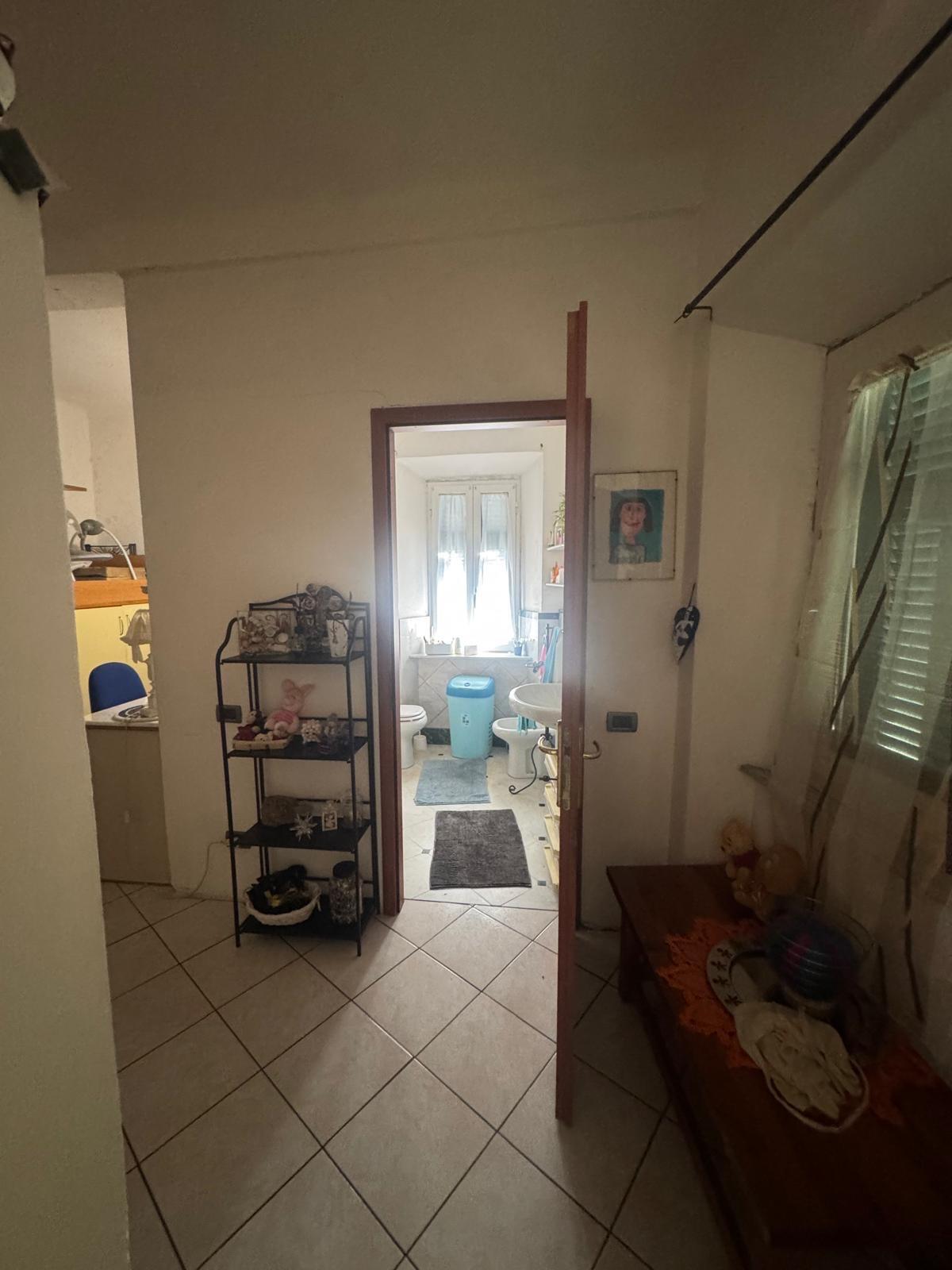 Quadrilocale arredato in affitto a Carrara