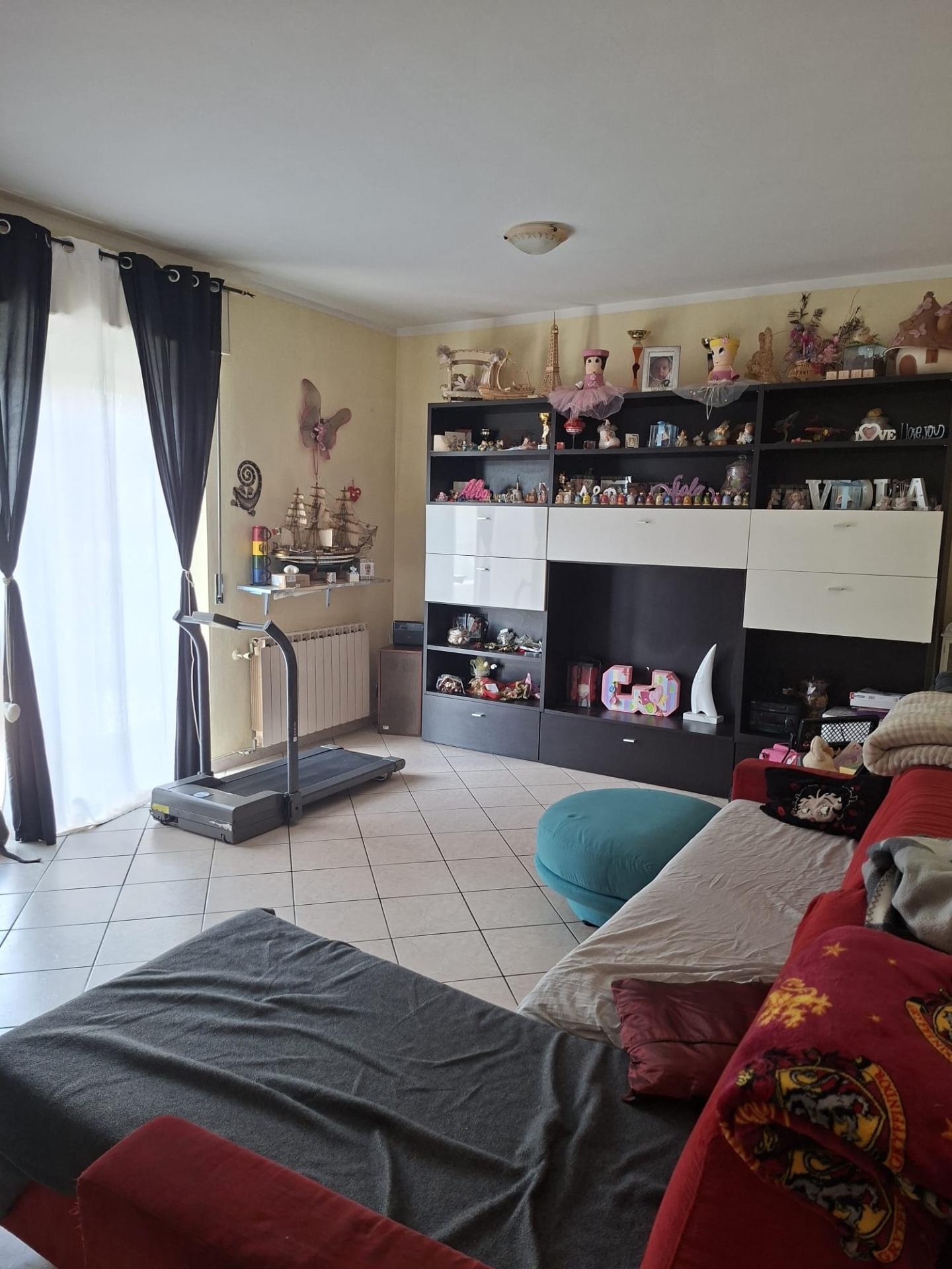 Villa Trifamiliari con giardino a Castelnuovo Magra