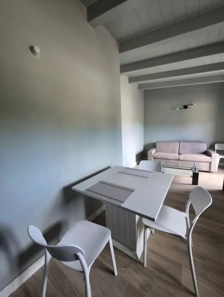 Bilocale arredato in affitto a Castelnuovo Magra
