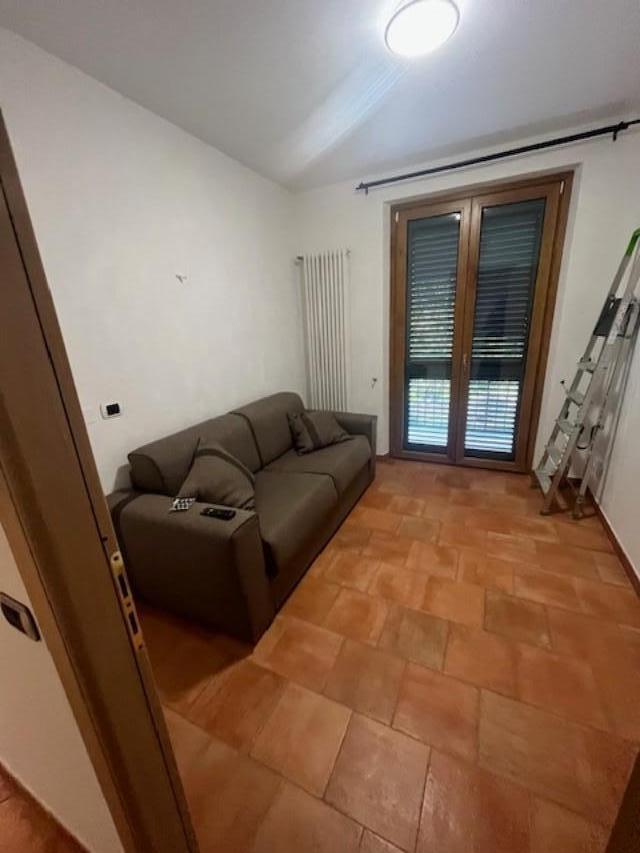 Villa Bifamiliare arredata in affitto a Sarzana