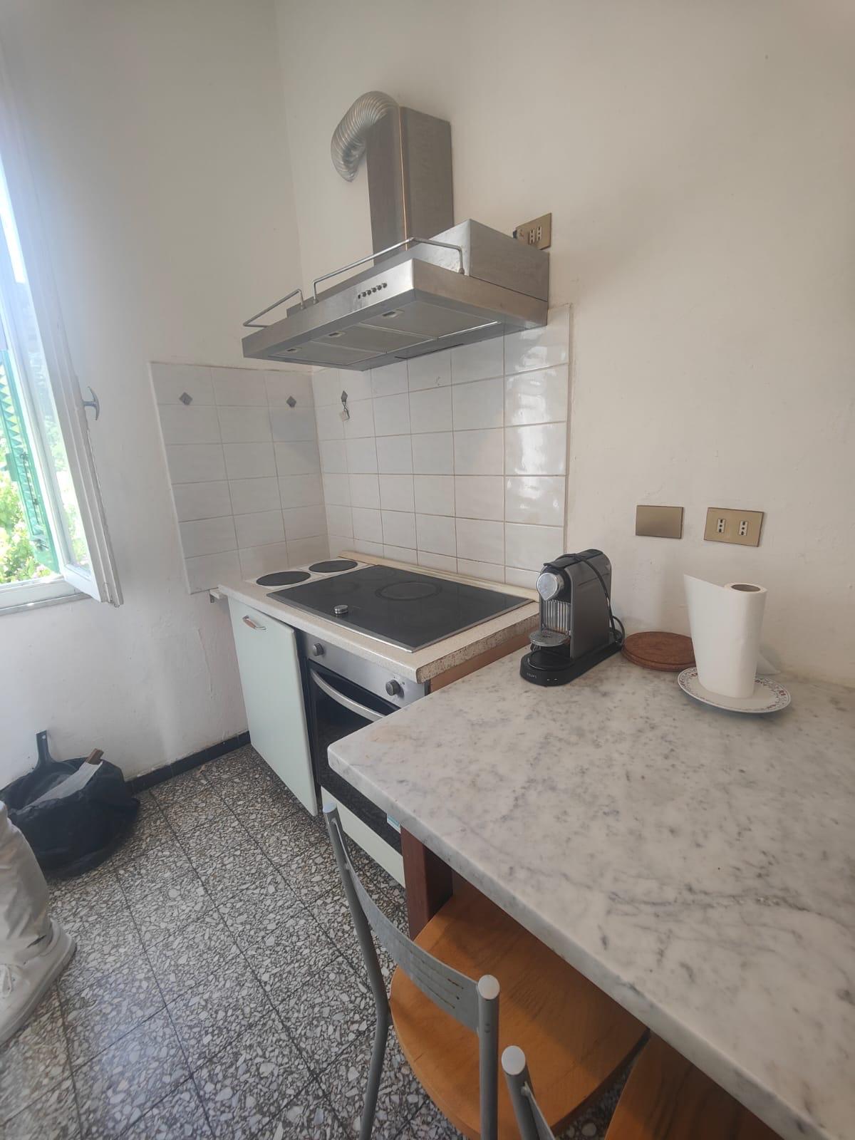 Casa indipendente arredata in affitto, Ameglia bocca di magra