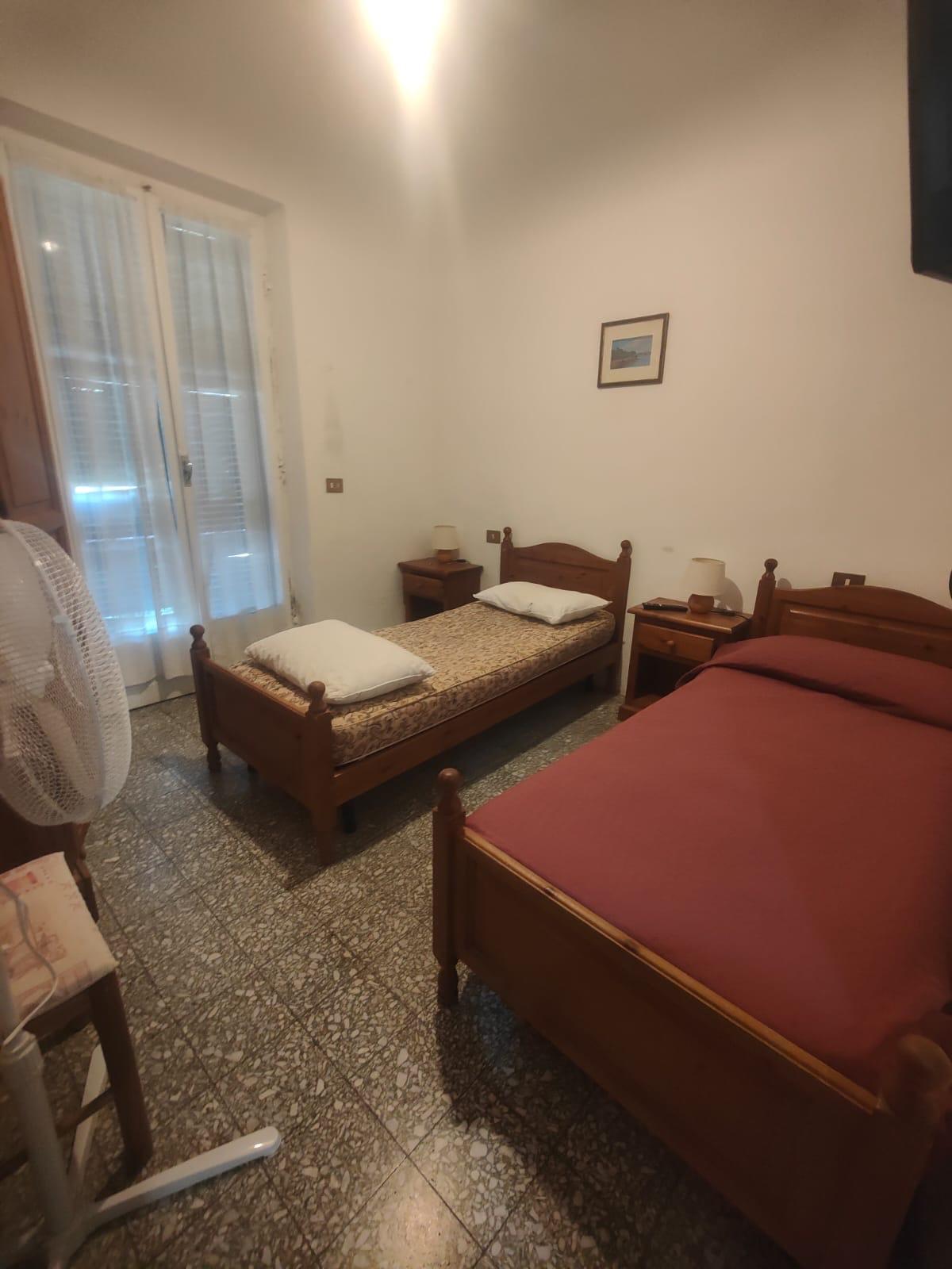 Casa indipendente arredata in affitto, Ameglia bocca di magra