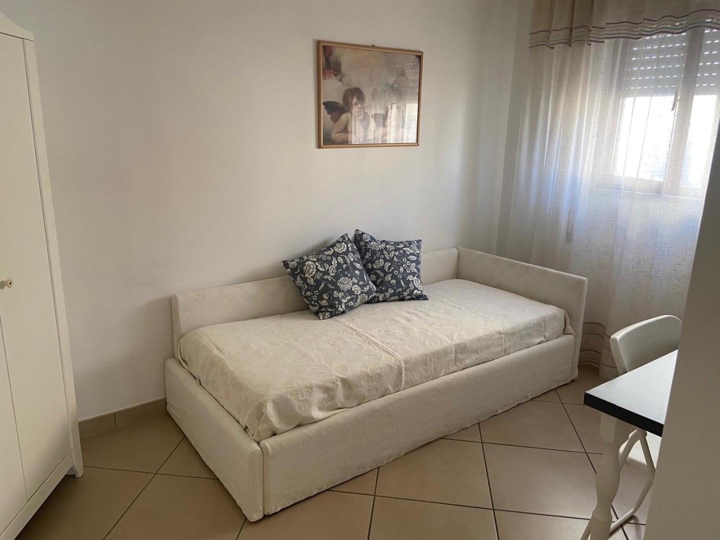 Quadrilocale arredato in affitto, Carrara marina di