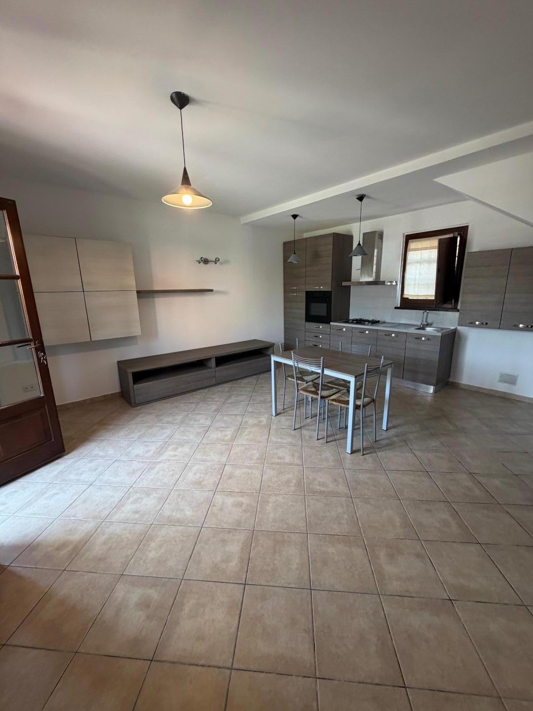 Bilocale in vendita a Sarzana