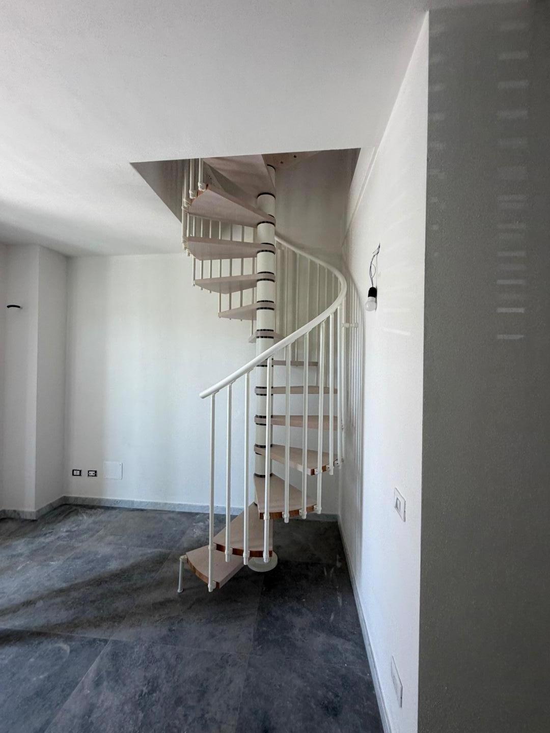 Casa indipendente con giardino a Sarzana