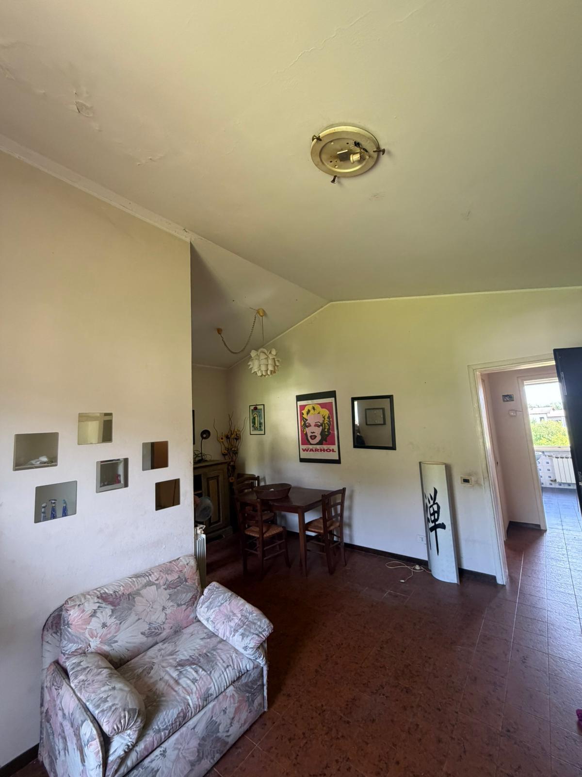 Quadrilocale con giardino a Ameglia