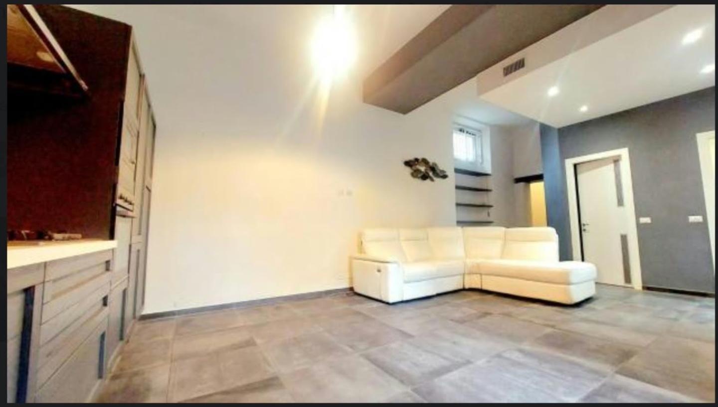 Villa ristrutturata a Carrara