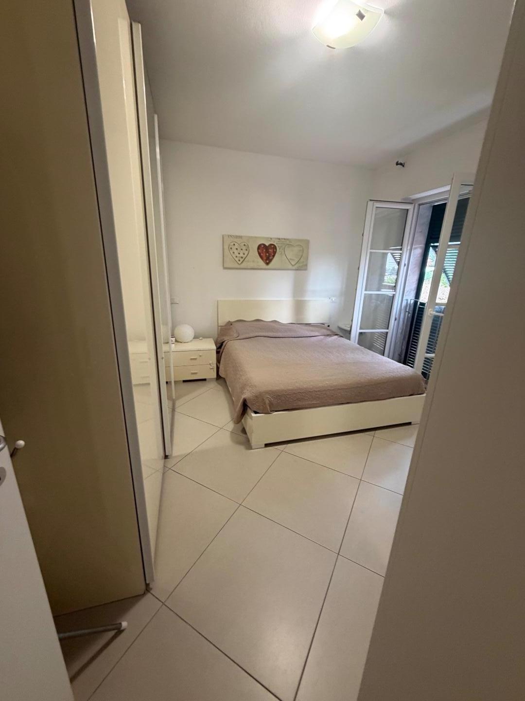 Villa Quadrifamiliari con giardino a Sarzana