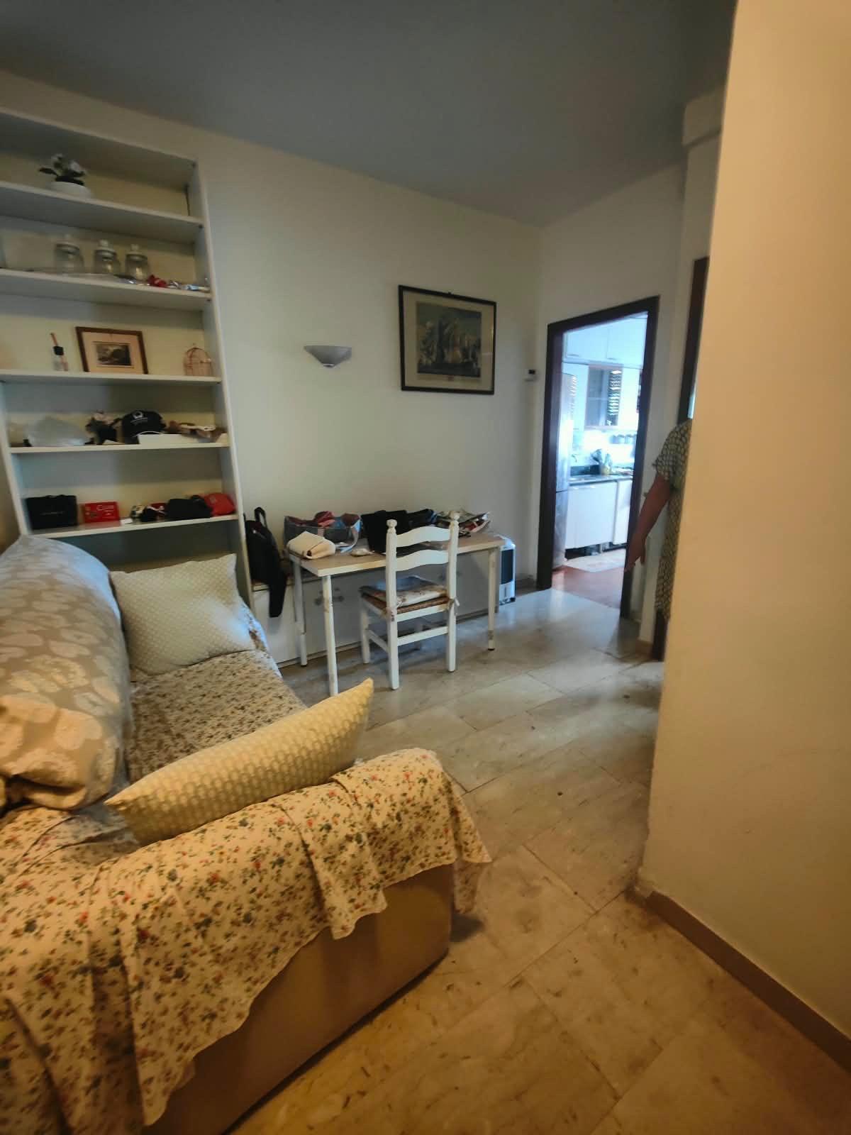 Trilocale arredato in affitto, Carrara marina di
