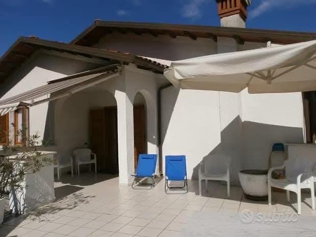 Villa Bifamiliare arredata in affitto a Ameglia