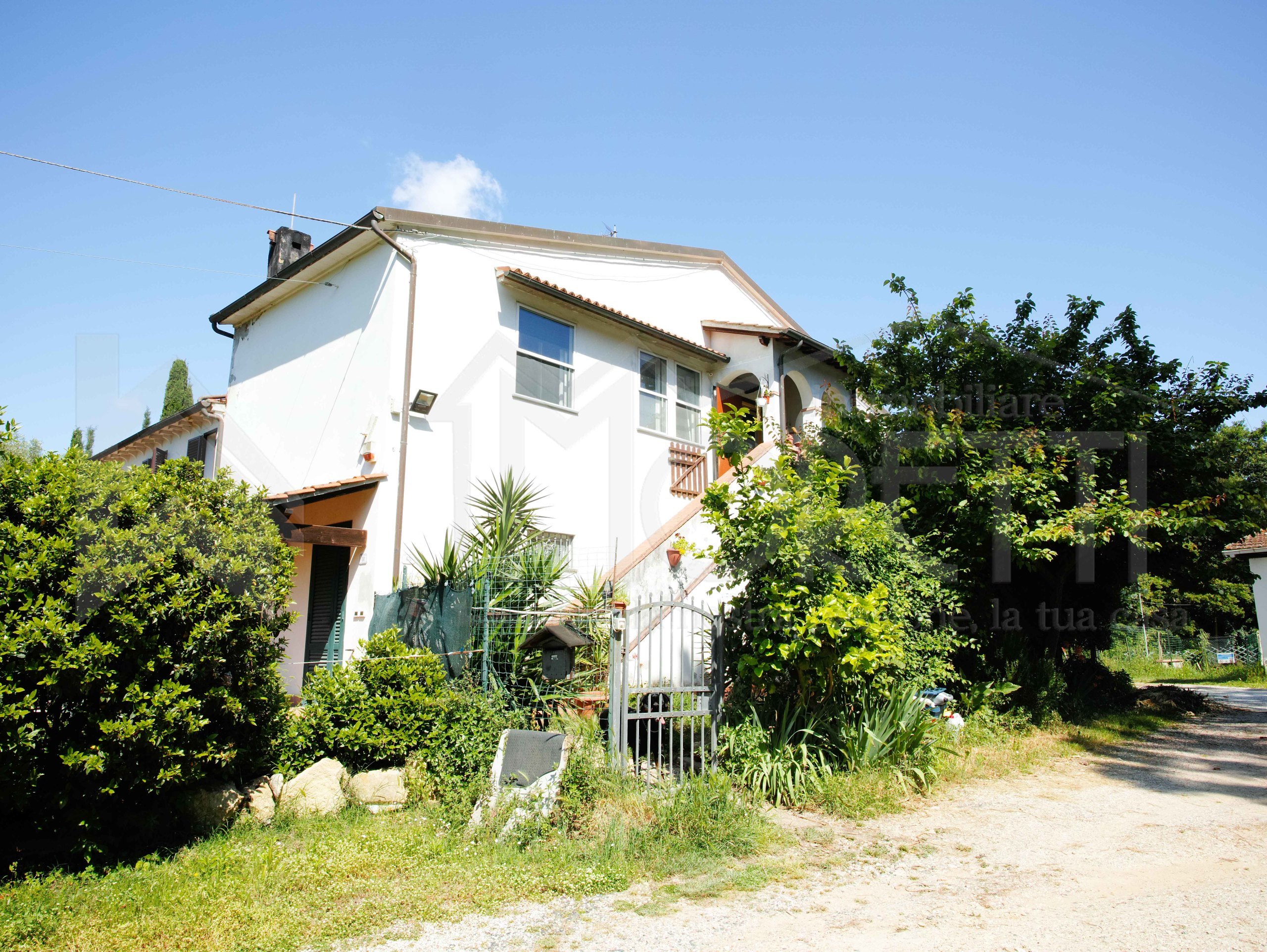 Casa indipendente in vendita in via di montecandoli, Livorno