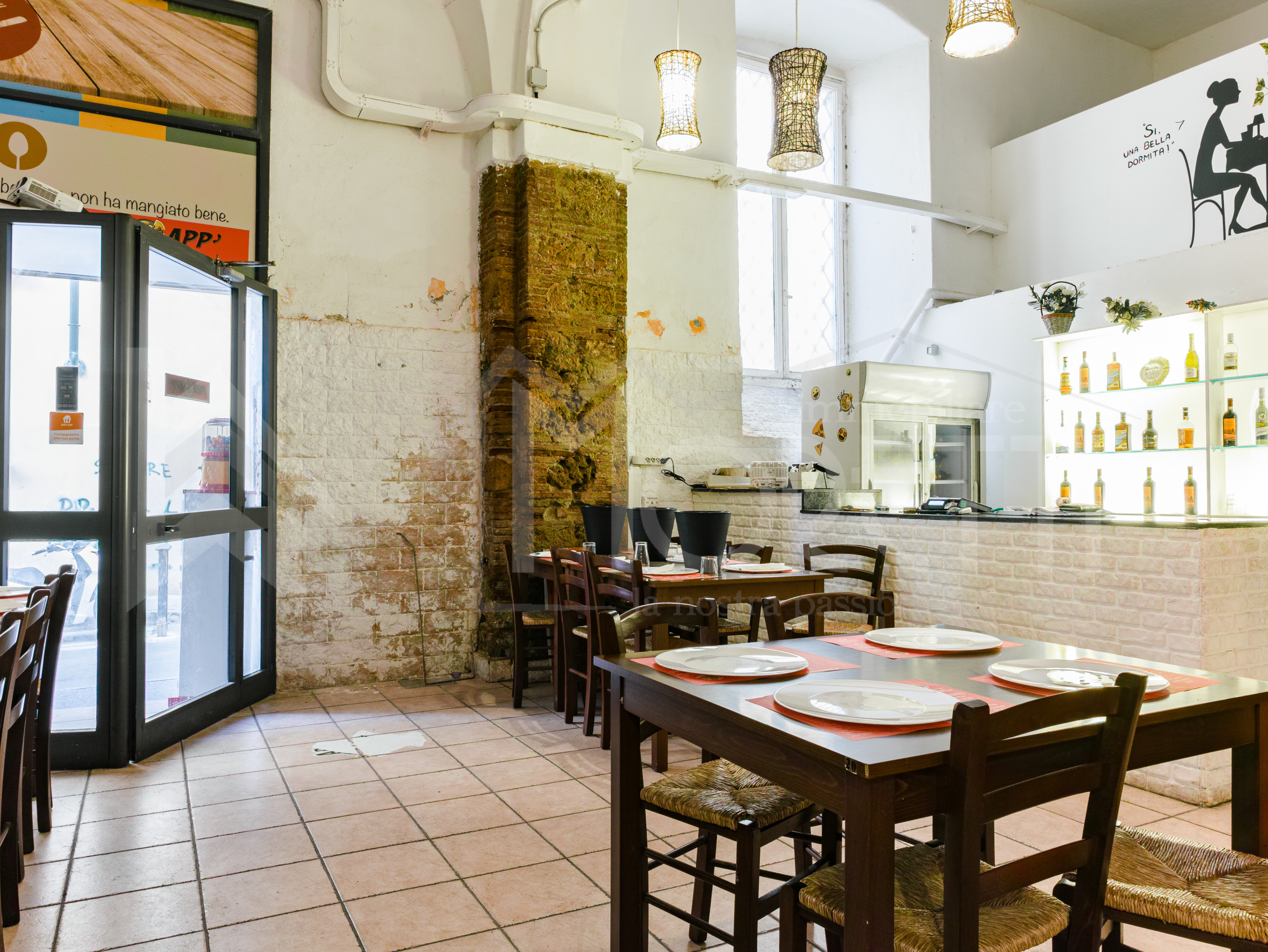 Capannone in vendita in via traversa, Livorno